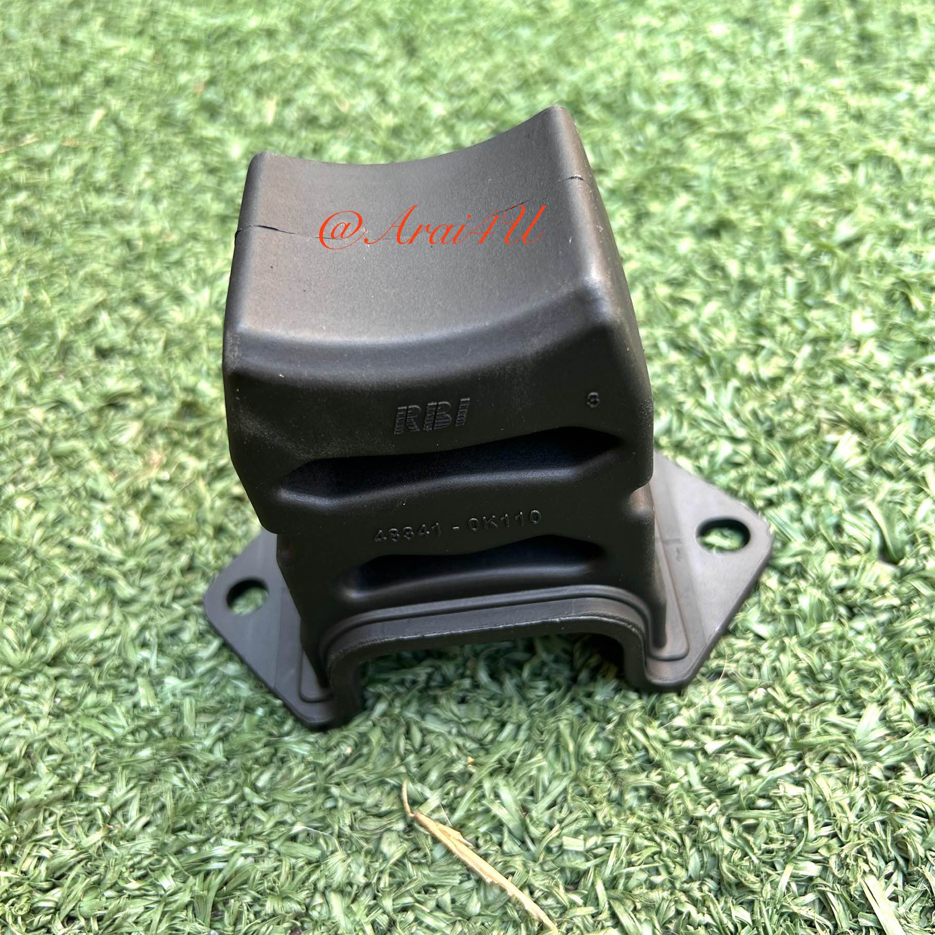 ยางกันกระแทกคานหลัง TOYOTA FORTUNER 2016 (48341-0K110) ตัวละ