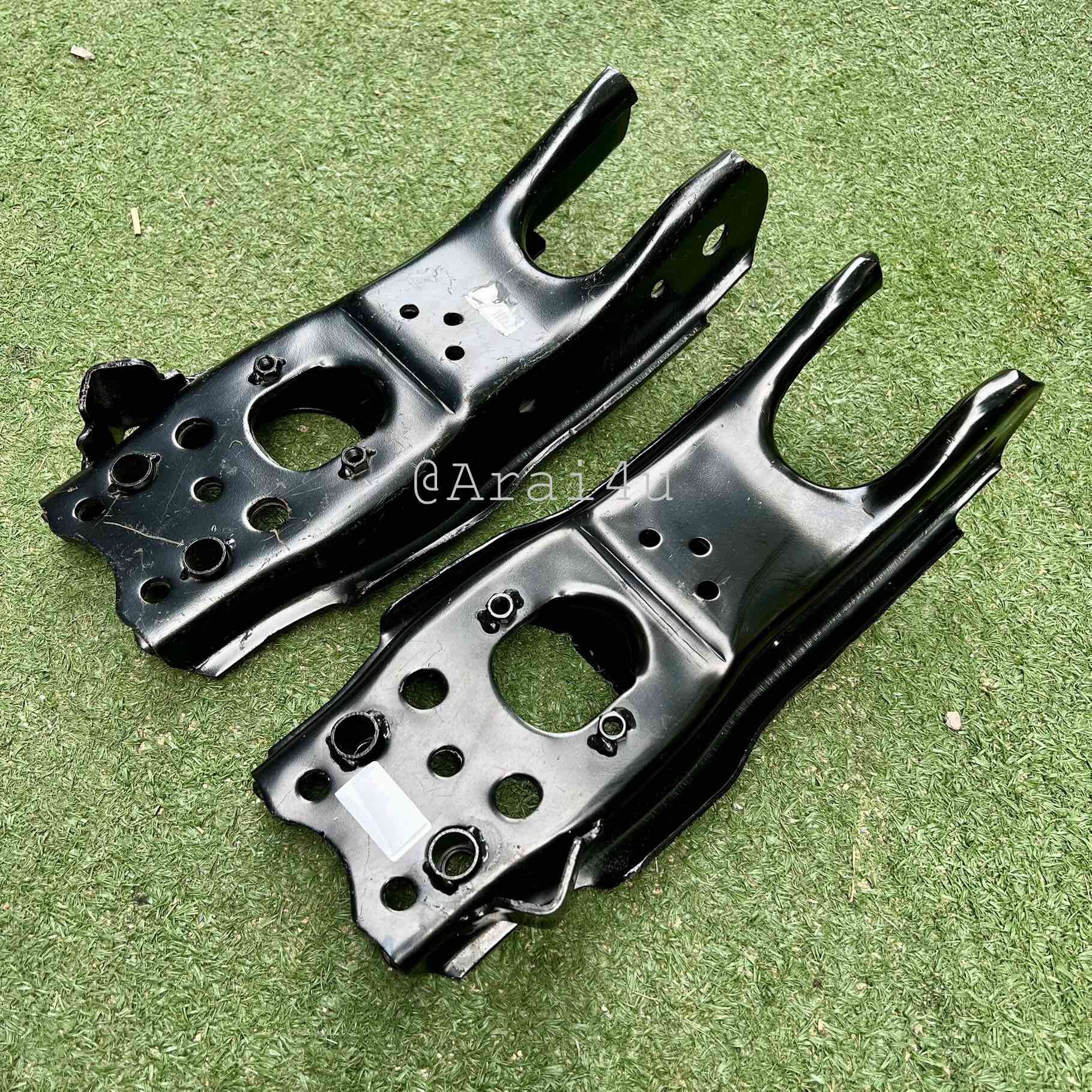 ปีกนกล่าง TOYOTA MTX MIGHTY LH/RH ซ้าย/ขวา ราคาคู่ละ