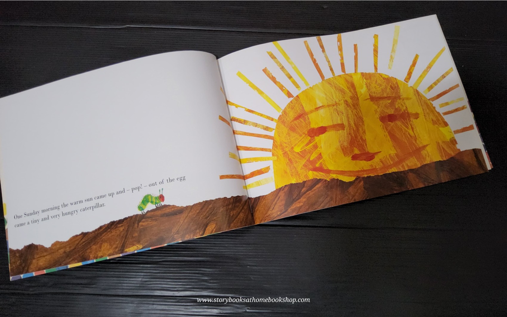 หนังสือนิทานปกอ่อน** 🍅🍓THE VERY HUNGRY CATERPILLAR BY ERIC CARLE