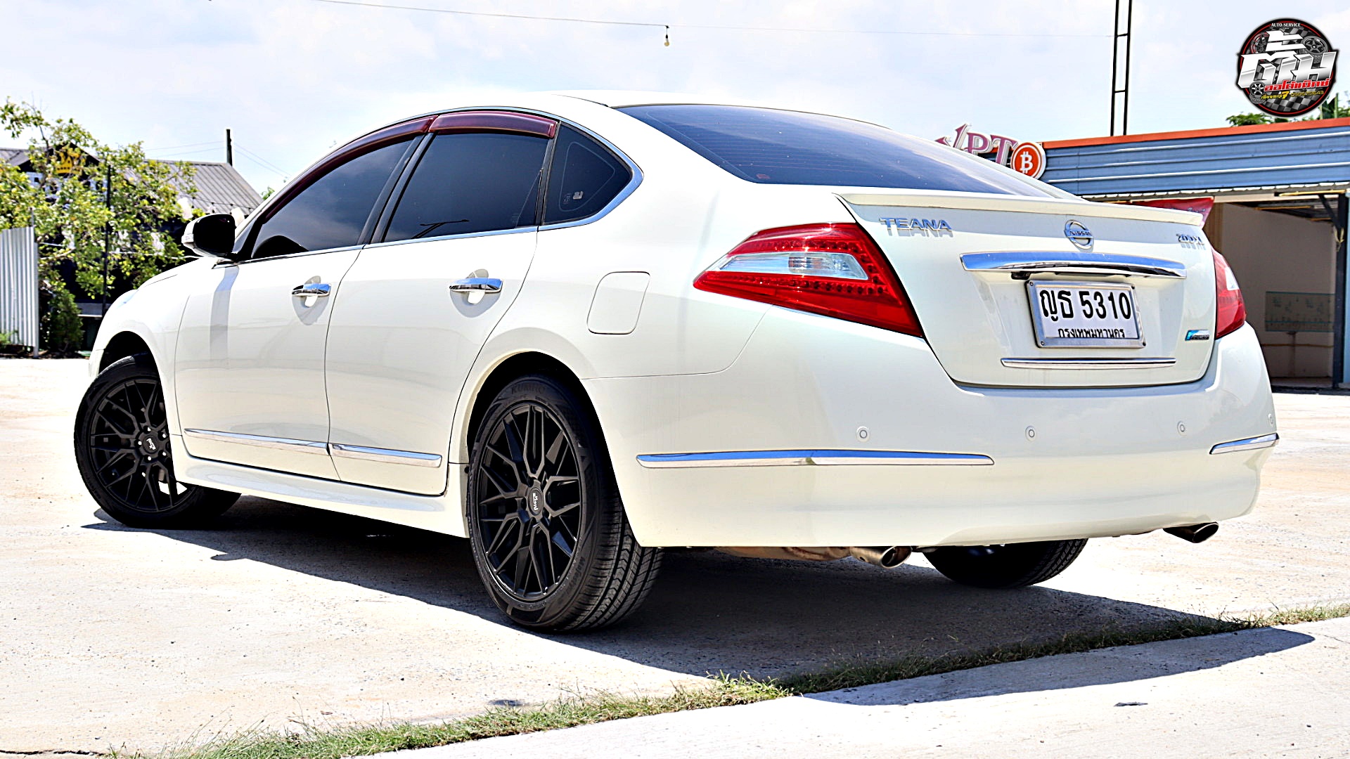 NISSAN TEANA เปลี่ยนล้อยาง ล้อNICHE GAMMA ขอบ18นิ้ว ยาง KUMHO MAJESTY9 SOLUS TA91 235/45R18 94V