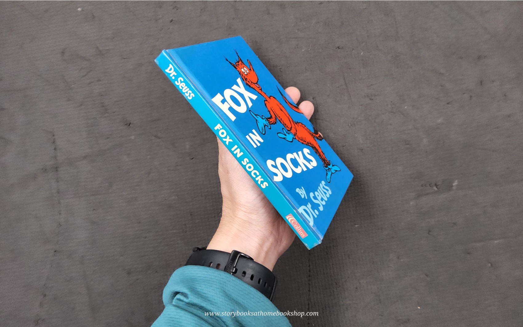 หนังสือนิทานปกแข็ง** 🍅🍓FOX IN SOCKS BY DR.SEUSS
