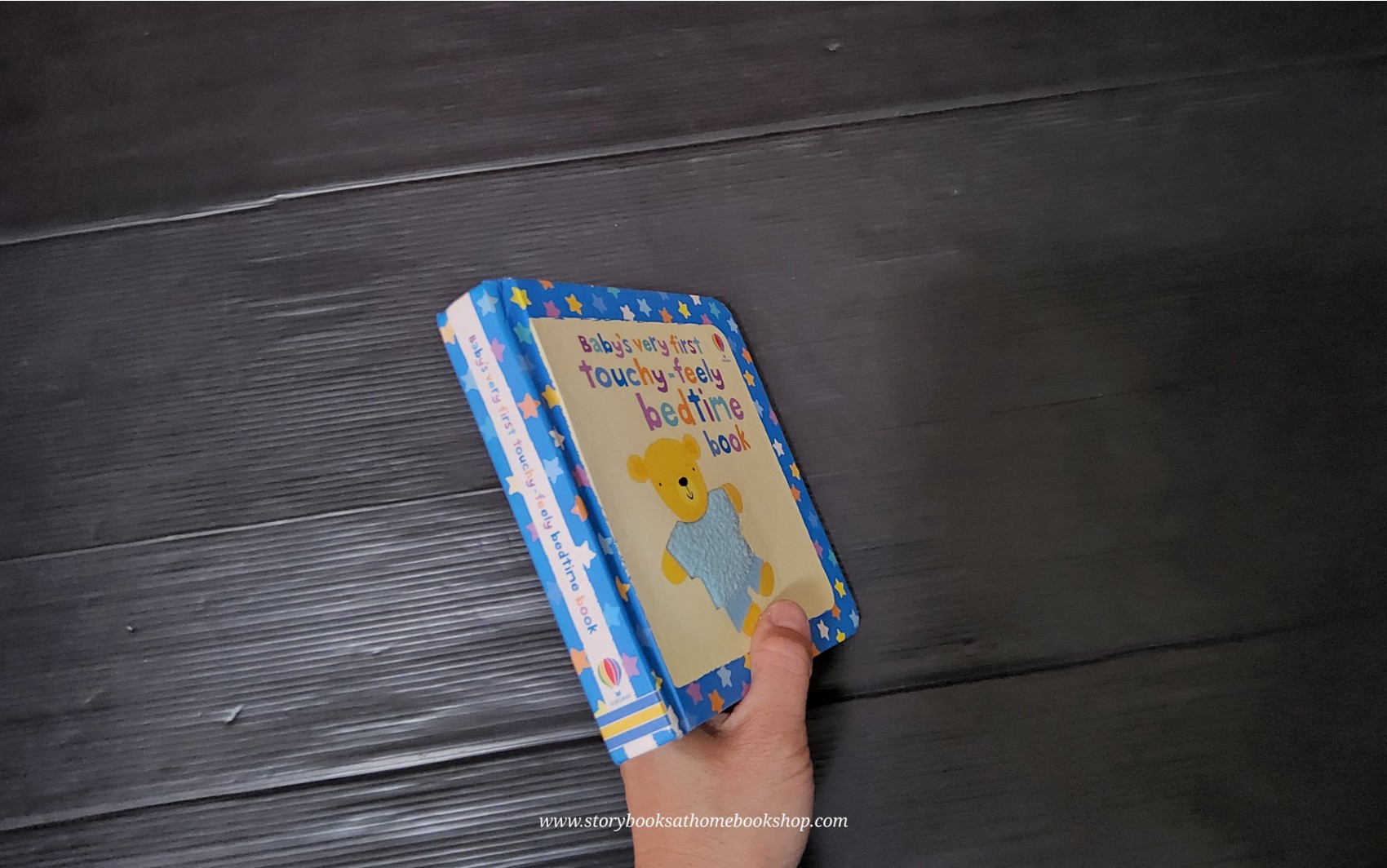 TOUCH AND FEEL BOARD BOOK** ♥️BABY'S VERY FIRST TOUCHY-FEELY BEDTIME BOOK