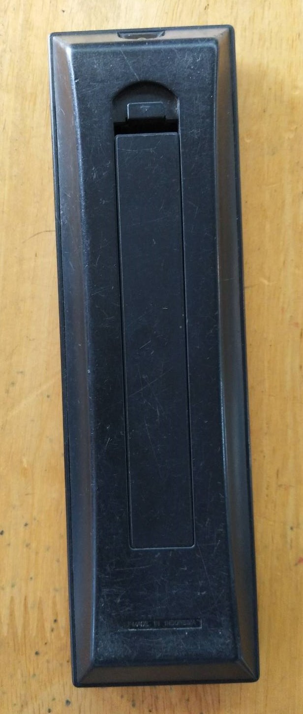 รีโมททีวีโตชิบา (TOSHIBA) ของแท้มืองสองมากับเครื่อง สถาพตามรูป พาร์ท CT-90465