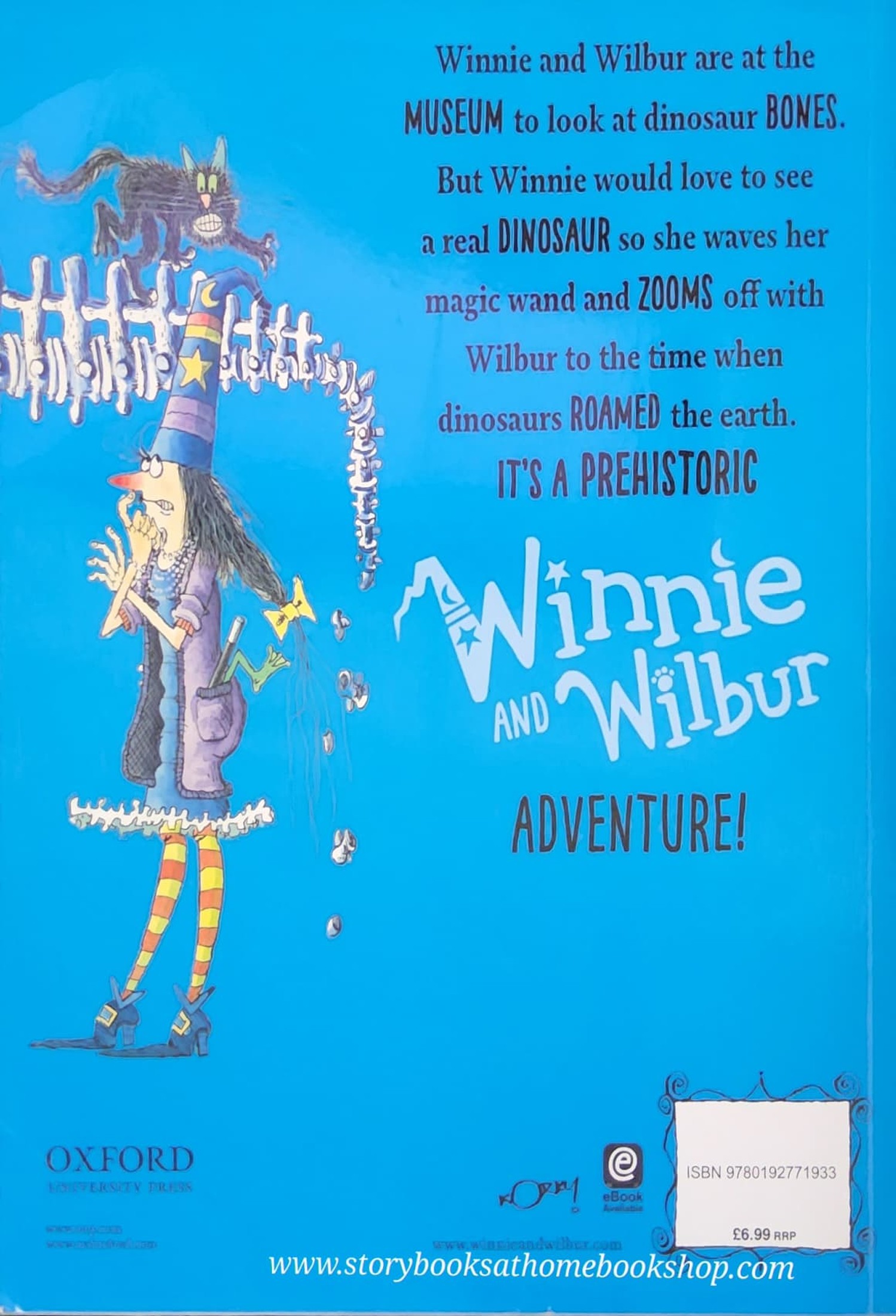 หนังสือนิทานปกอ่อน** 🍅WINNIE AND WILBUR THE DINOSAUR DAY by Valerie Thomas and Korky Paul