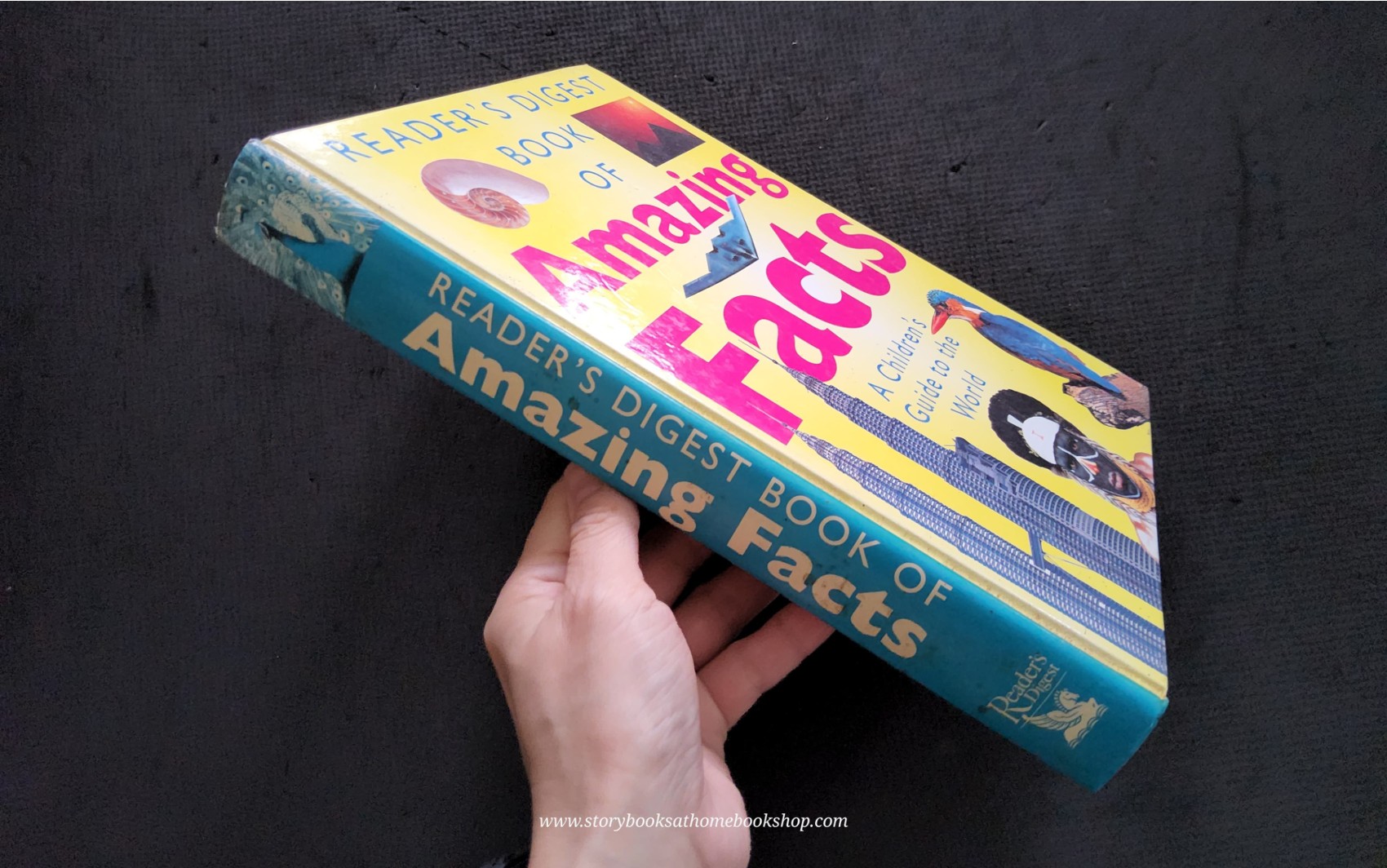 KNOWLEDGE BOOK** ♥️READER'S DIGEST BOOK OF AMAZING FACTS