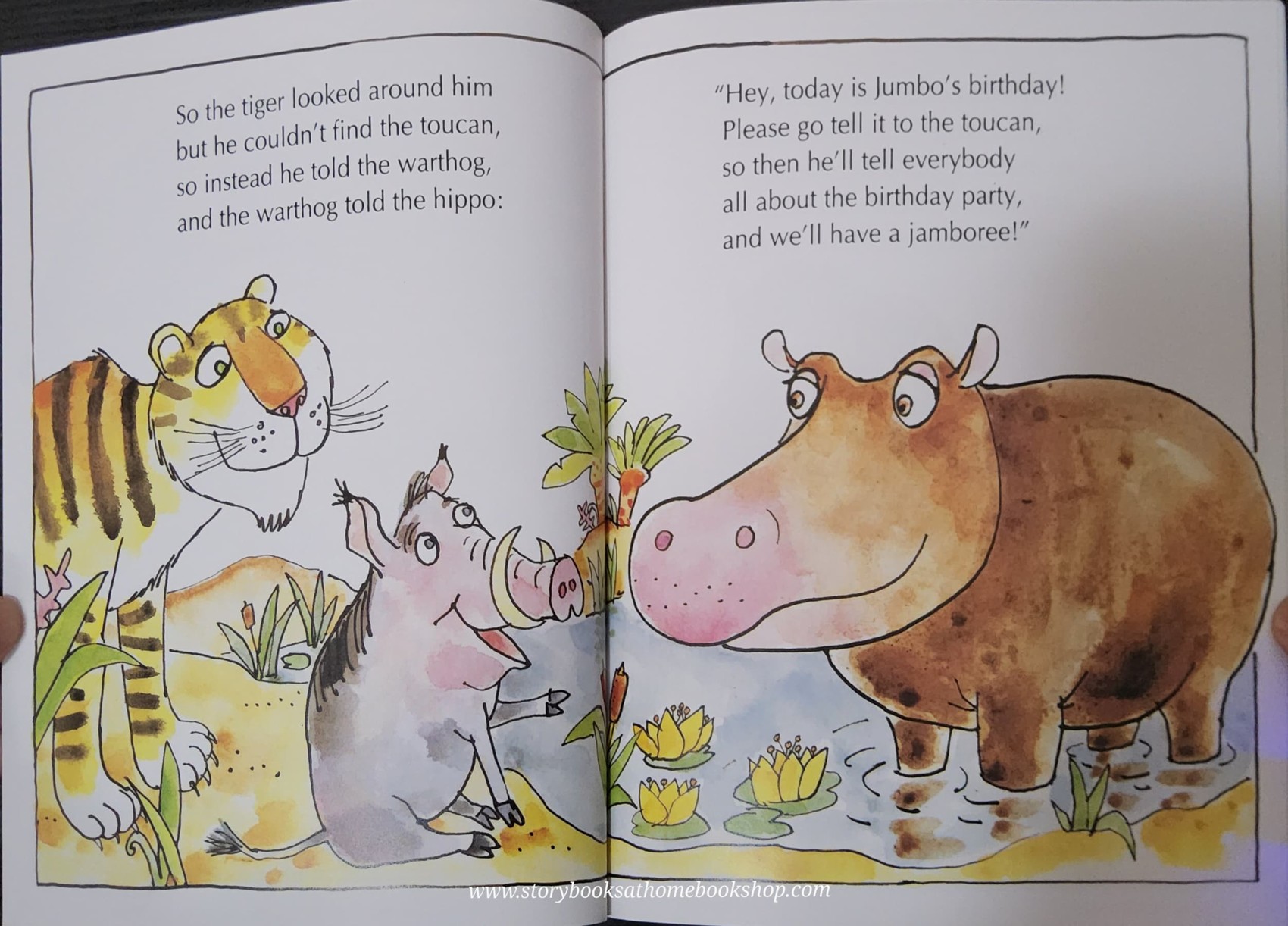 หนังสือนิทานปกอ่อน ** 🍅🍓GO TELL IT TO THE TOUCAH! BY COLIN WEST