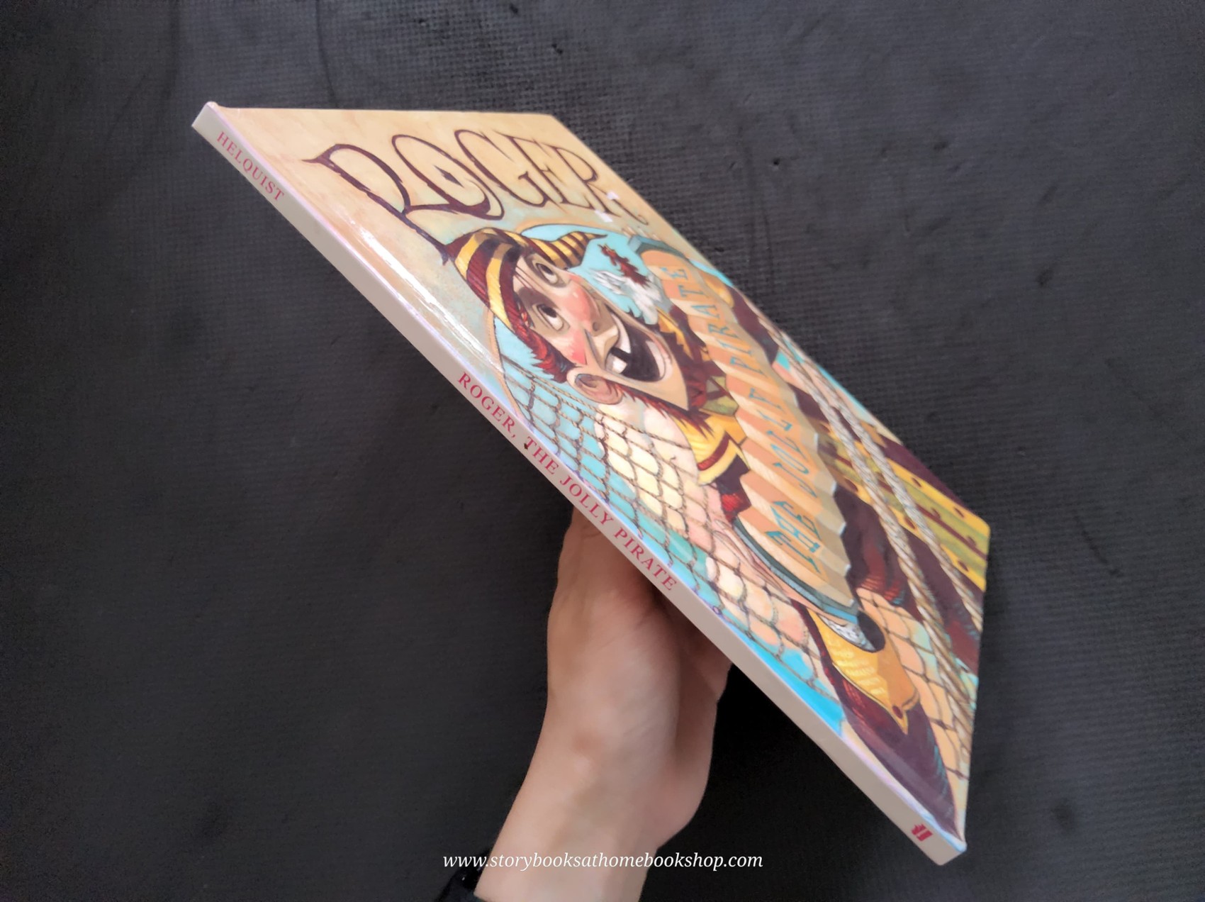 หนังสือนิทานปกแข็ง ** ♥️♥️ROGER THE JOLLY PIRATE