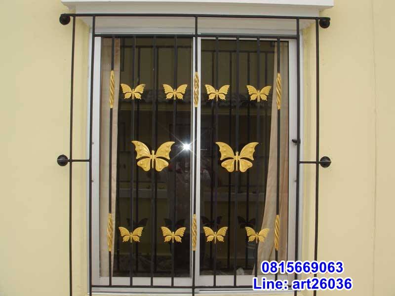 เหล็กดัดพร้อมมุ้งลวด