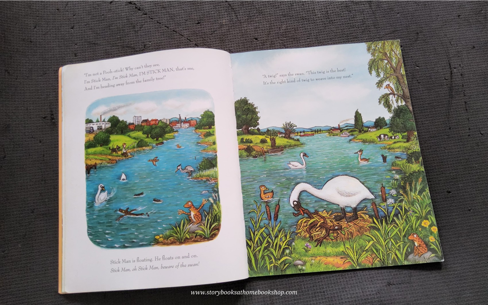 หนังสือนิทานปกอ่อน ** 🍅🍓STICK MAN BY JULIA DONALDSON.AXEL SCHEFFLER