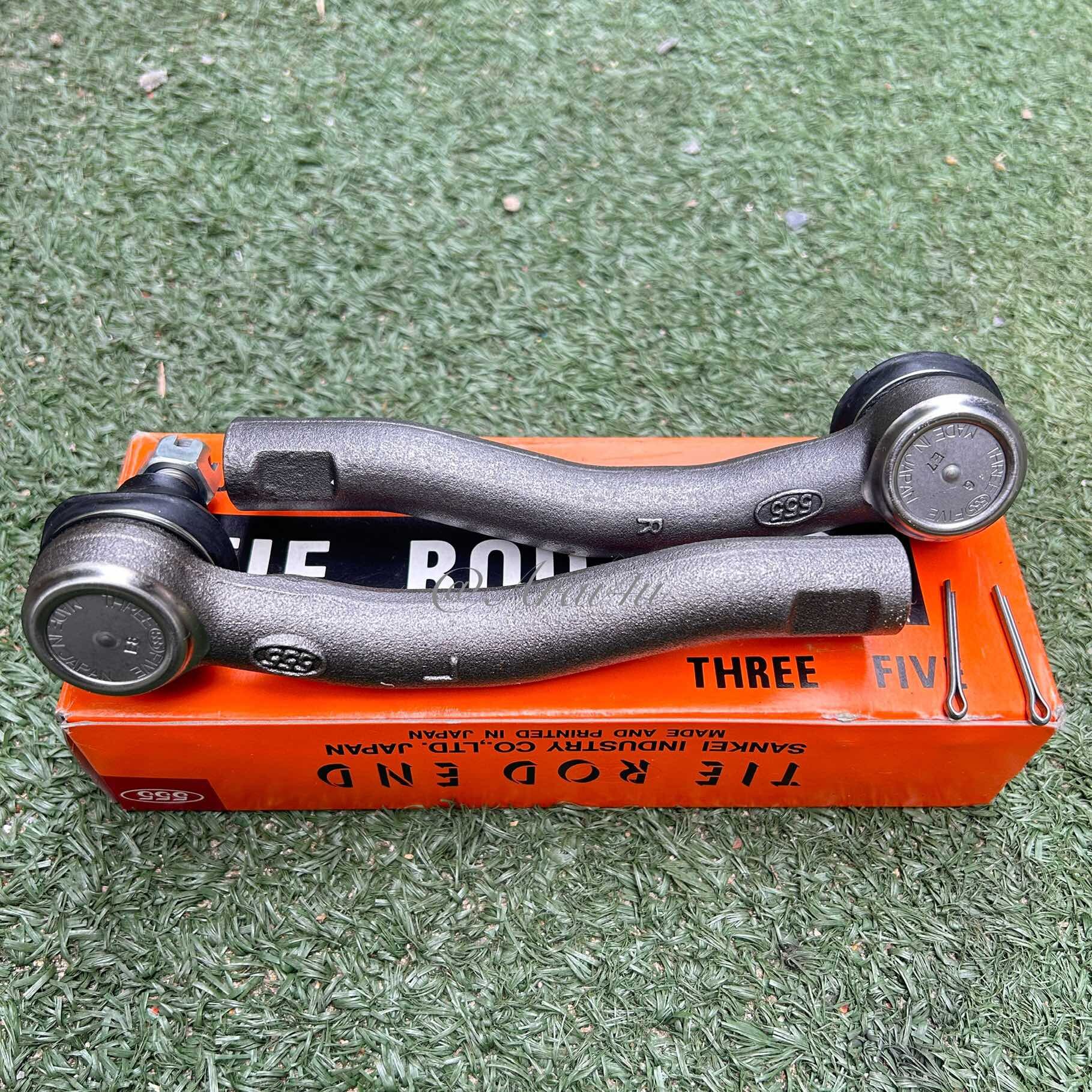 555 ลูกหมากคันนอก TOYOTA ALTIS 01-07 / LIMO โตโยต้า อัลติส ลีโม่ / เบอร์ SE-3641R 555แท้ๆ100%/ Three Five (TIE ROD END) 1 คู่ (JAPAN)