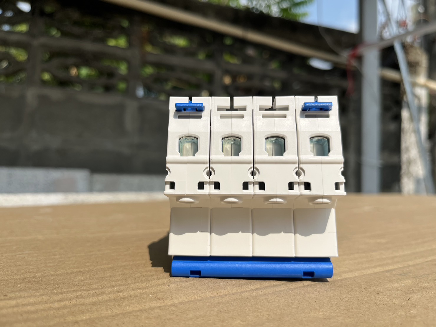 MCB เบรกเกอร์ขนาดเล็ก ลูกเซอร์กิต เบรกเกอร์ลูกย่อย 4P 40A (Ic10KA)