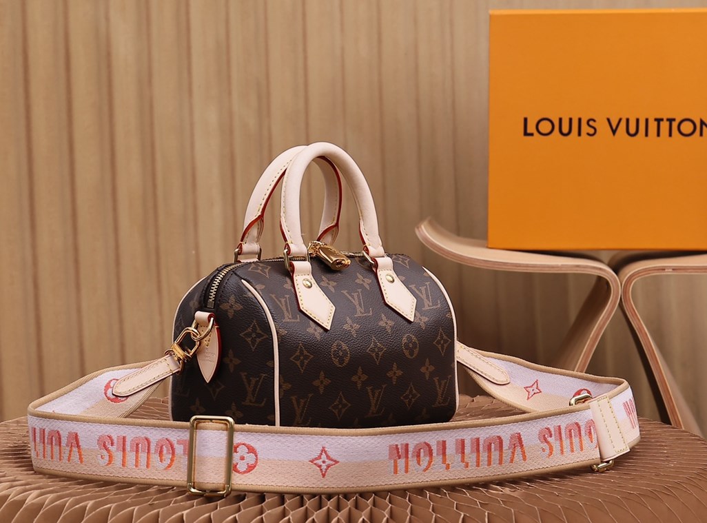 [Pre-order]กระเป๋าสะพาย Louis Vuitton Speedy Monogram Bandoulière 20- M46594 งานคุณภาพที่ดีที่สุด