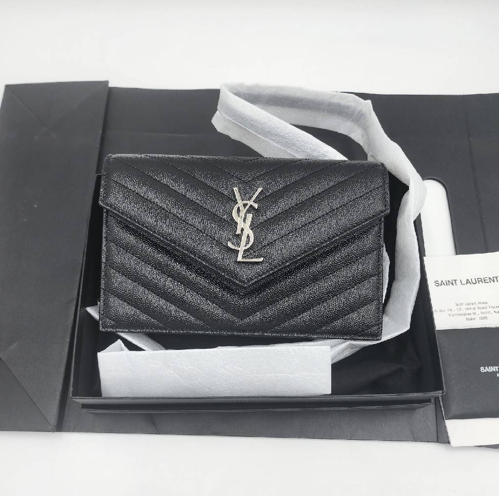 พร้อมส่งNew Ysl woc 7.5 Black shw 2022 (ใบเสร็จ9/22 ซื้อมา44,000บาท)