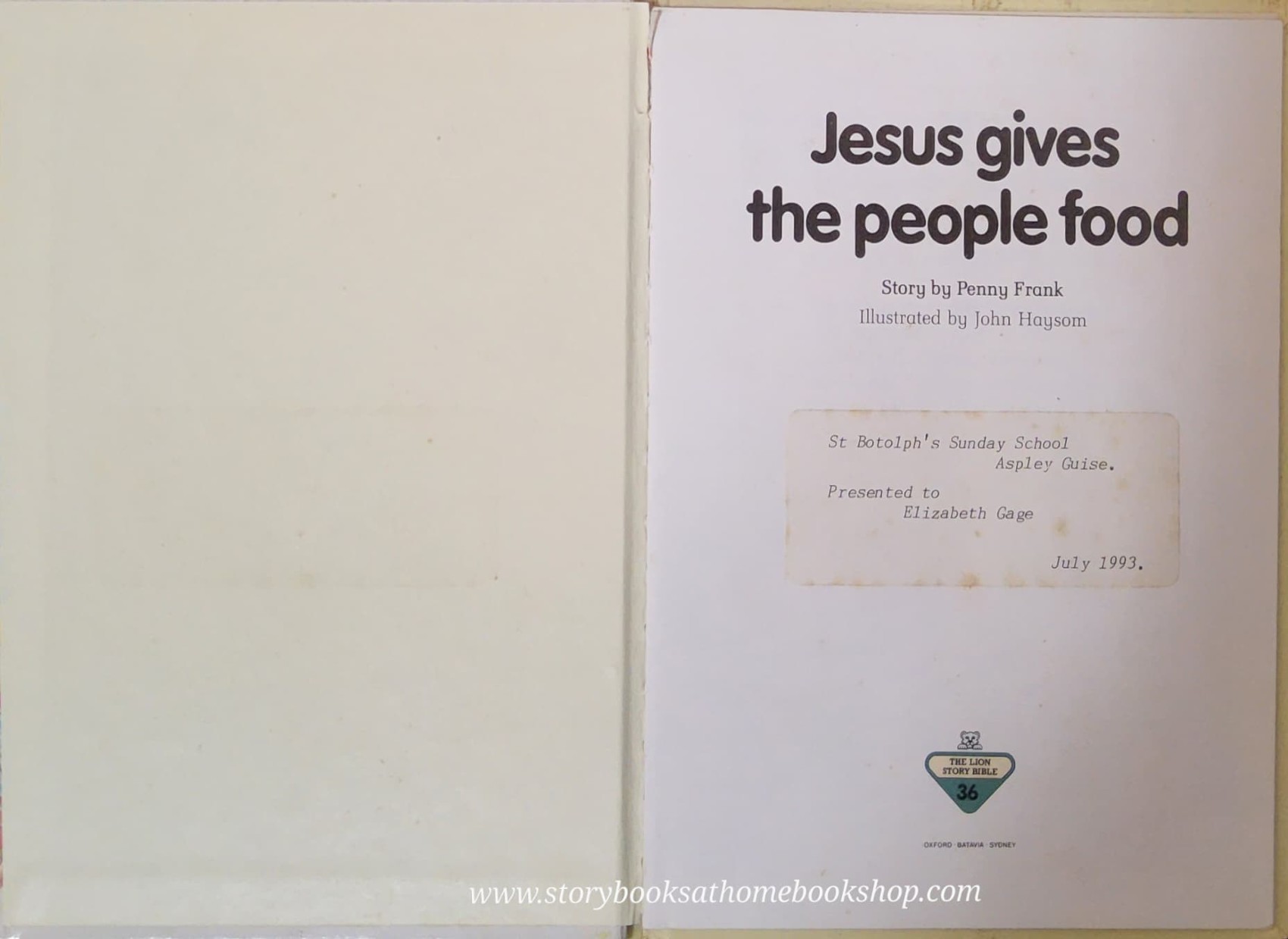 JESUS GIVES THE PEOPLE FOOD