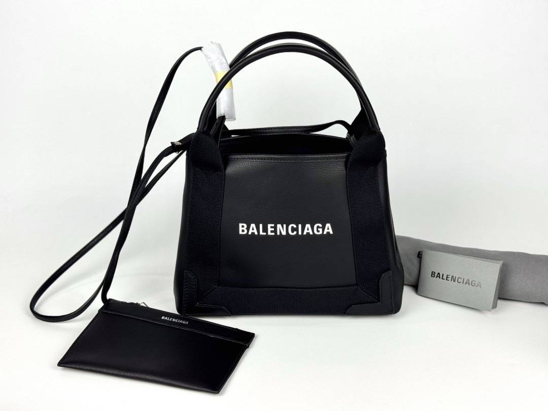 New Balenciaga Cabas xs tote ขนาด 25x19x12 cm รุ่นหนังสวยมาก