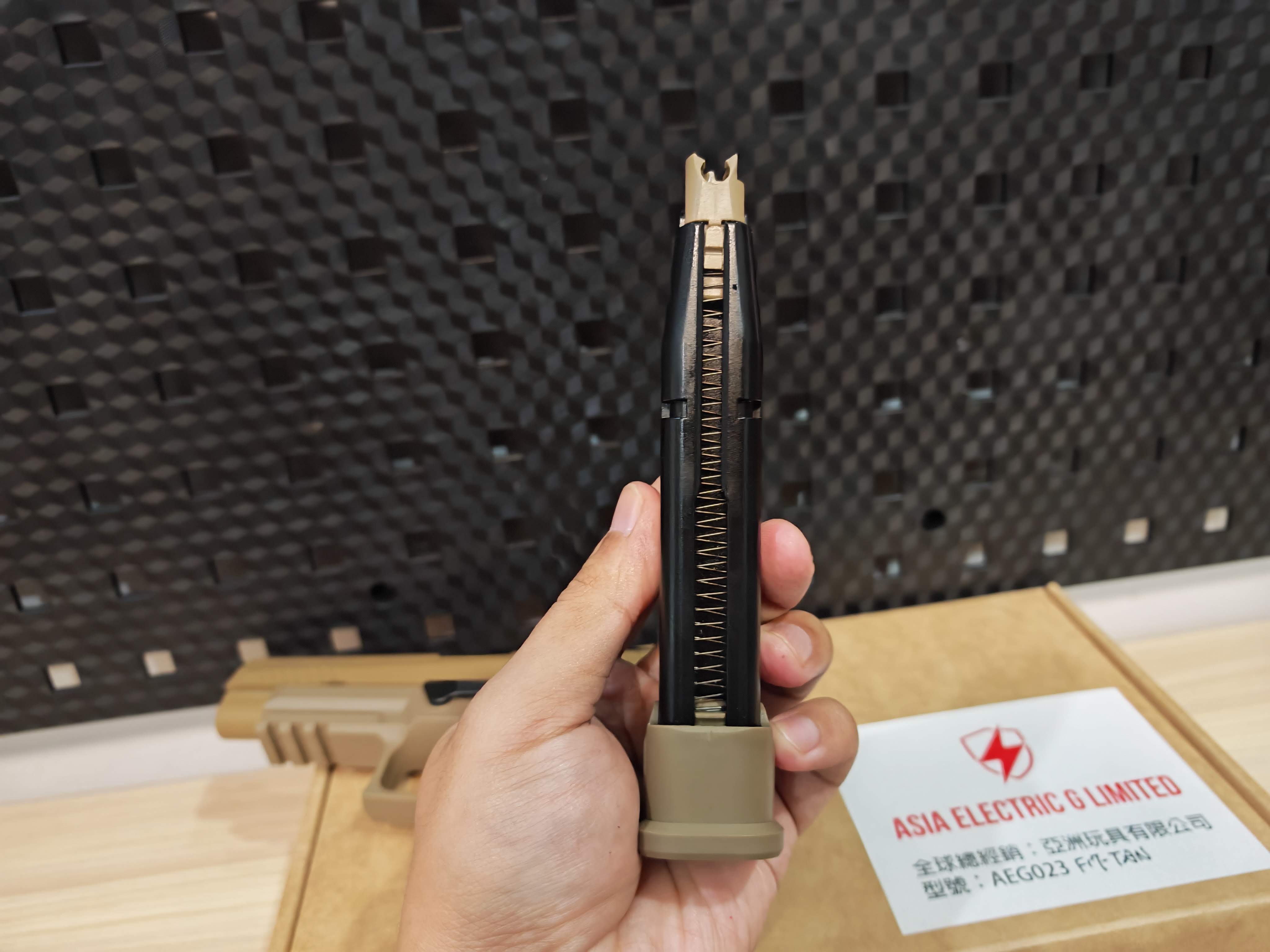 WE Sig Sauer P320 M17 สีทราย GBB BB Gun บีบีกัน แบบแก๊ส ปืนอัดลม มือสอง Airsoft Gun