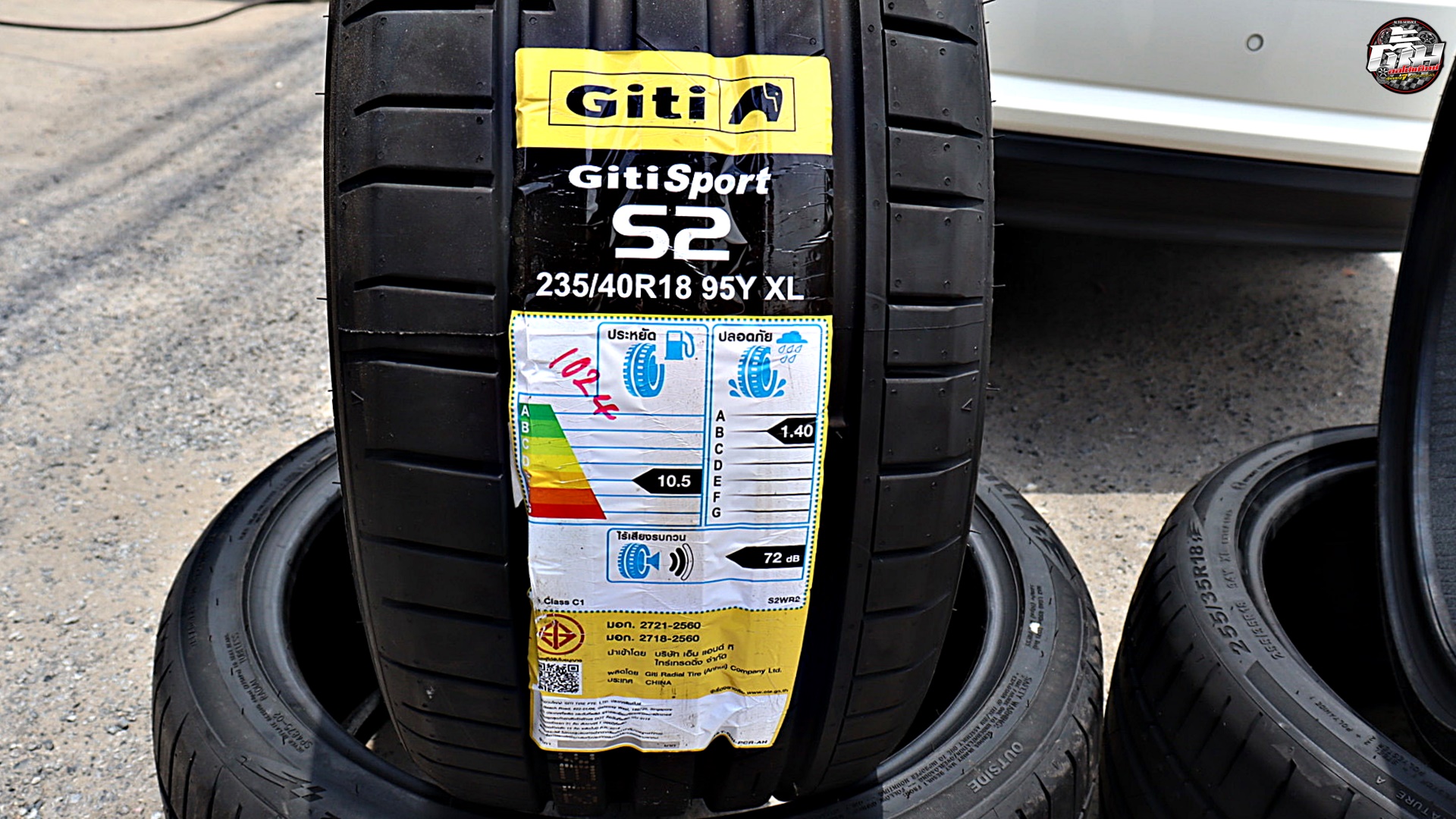 Mercedes Benz E-Class E250 เปลี่ยนยาง GITI Sport S2 F 235/40R18 95Y R 255/35R18 94Y