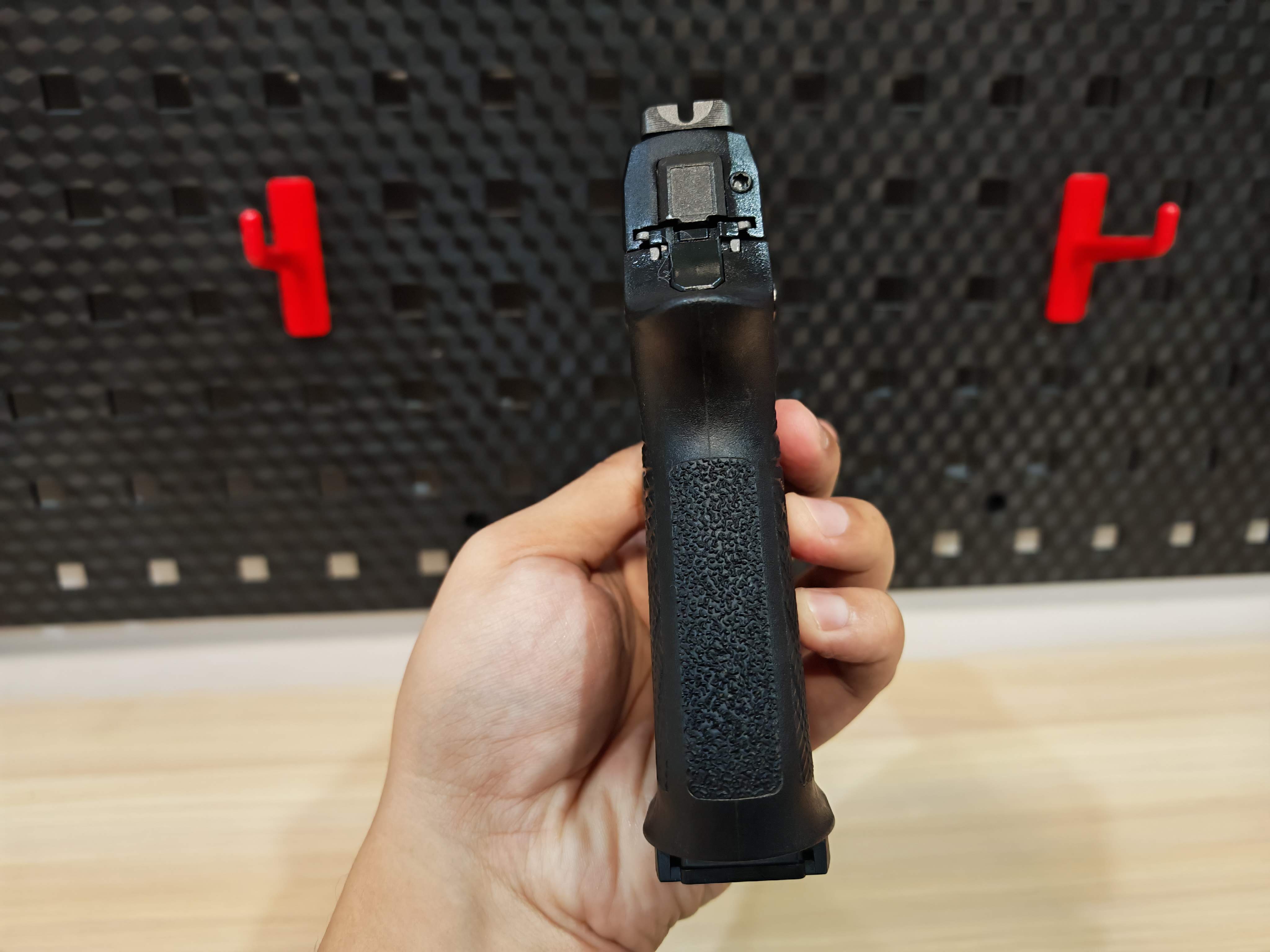 WE SIGSAUER P320 F18V2 Wilson Combat GBB BB Gun บีบีกัน แบบแก๊ส ปืนอัดลม มือสอง Airsoft Gun