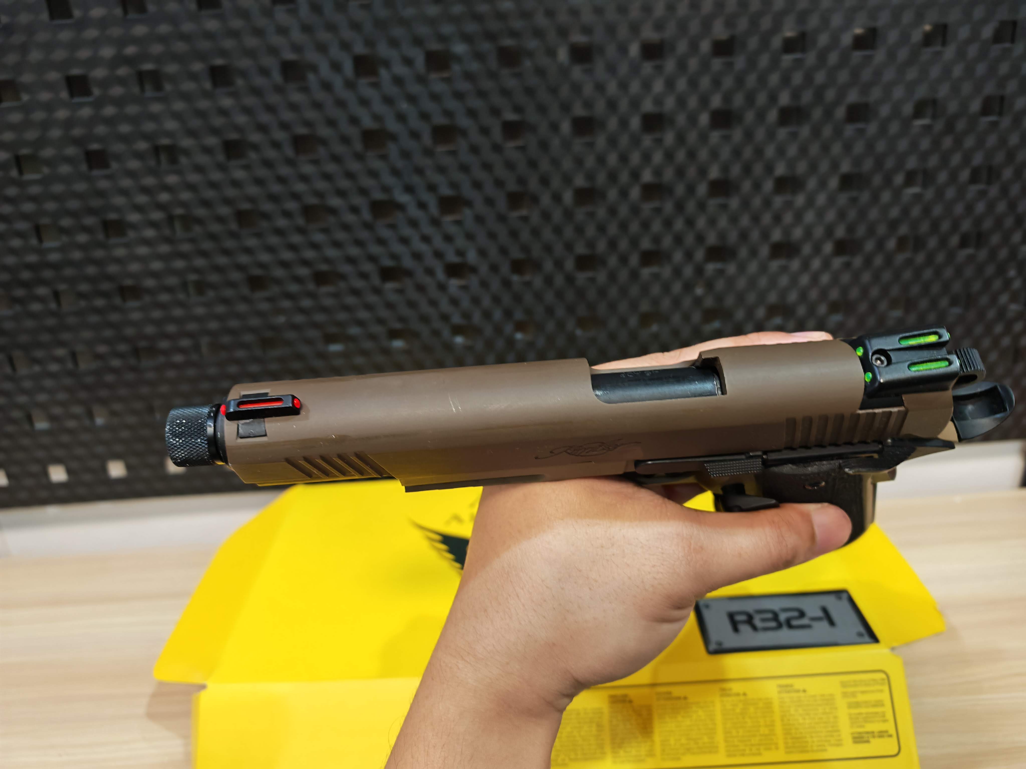 Army Armament R32-1 Kimber Custom 1911 GBB BB Gun บีบีกัน Airsoft Gun ปืนอัดลม ปืนสั้นแก๊ส มือสอง