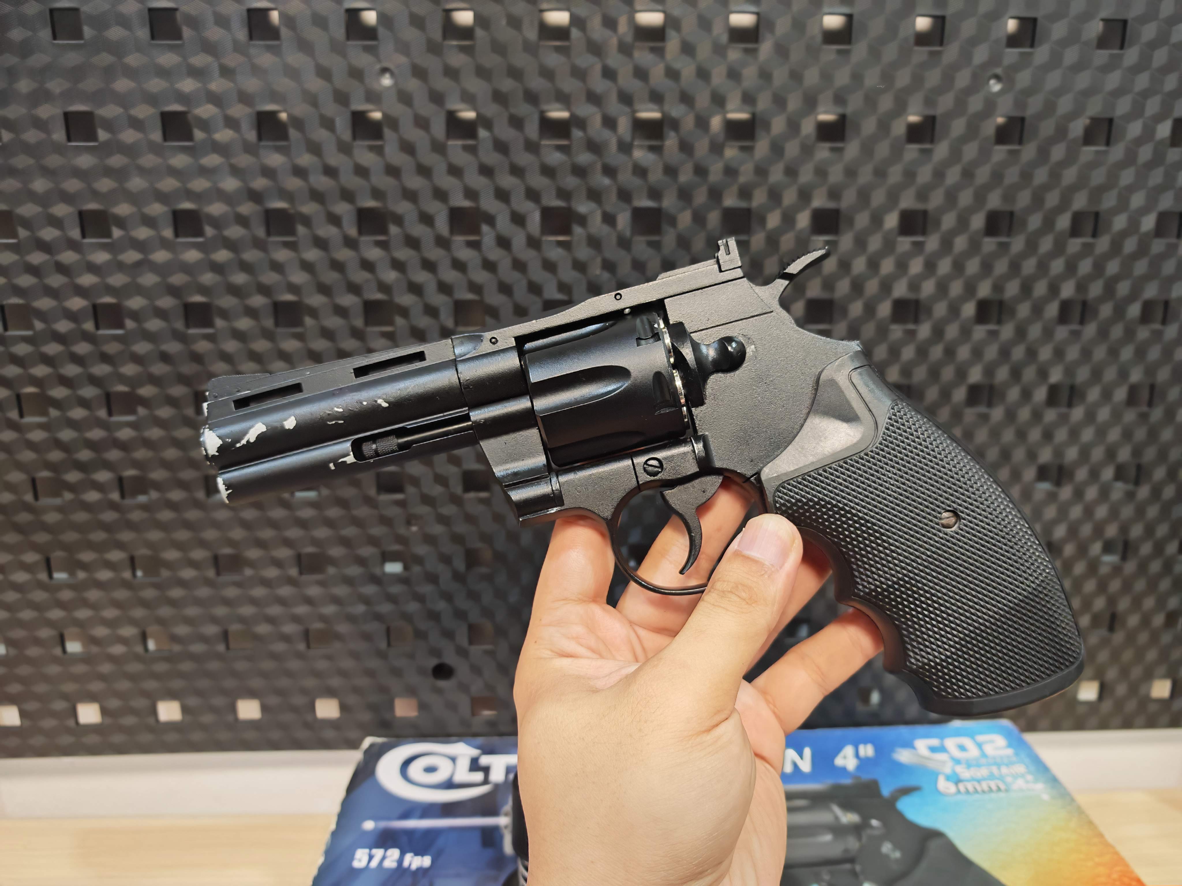 Python Full Metal .357 Magnum High Power Airsoft CO2 Revolver by Cybergun BB Gun บีบีกัน Airsoft Gun ปืนอัดลม ปืนสั้นแก๊ส มือสอง
