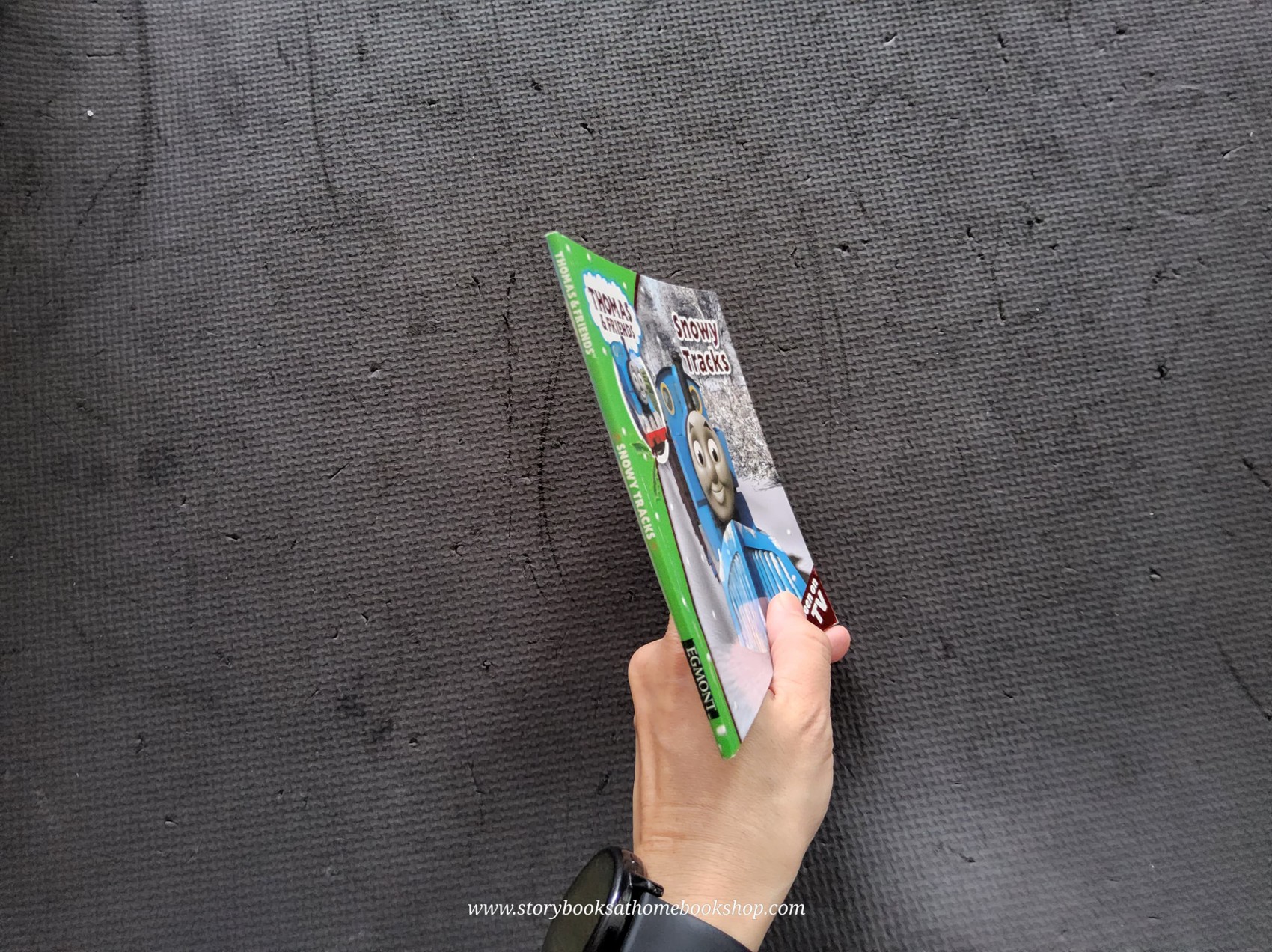 SMALL BOOK** **หนังสือนิทานปกอ่อน** 🍅🍓THOMAS&FRIENDS: SNOWY TRACKS