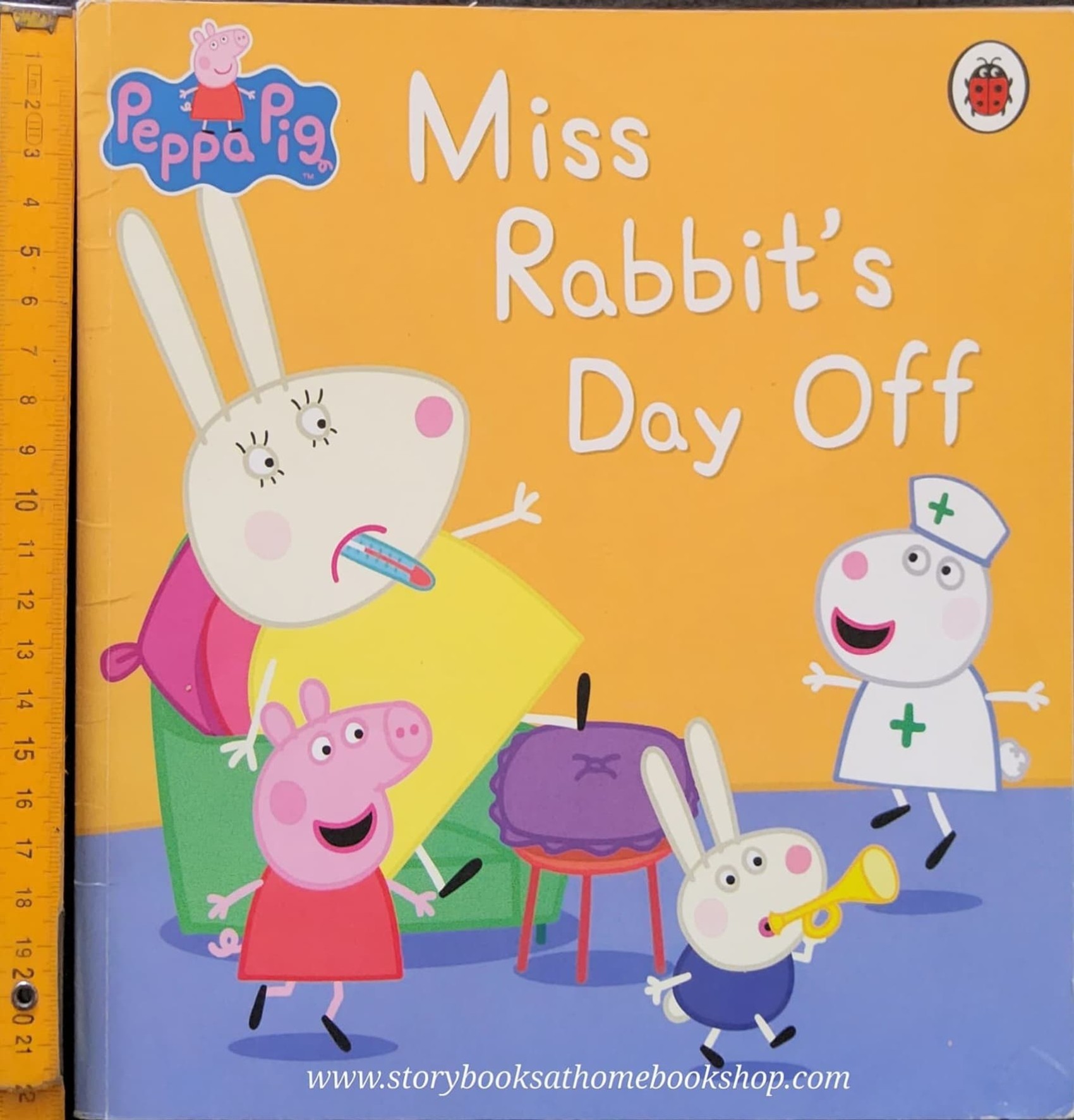 หนังสือนิทานปกอ่อน ** 🍅🍓PEPPA PIG PEPPA MISS RABBIT'S DAY OFF