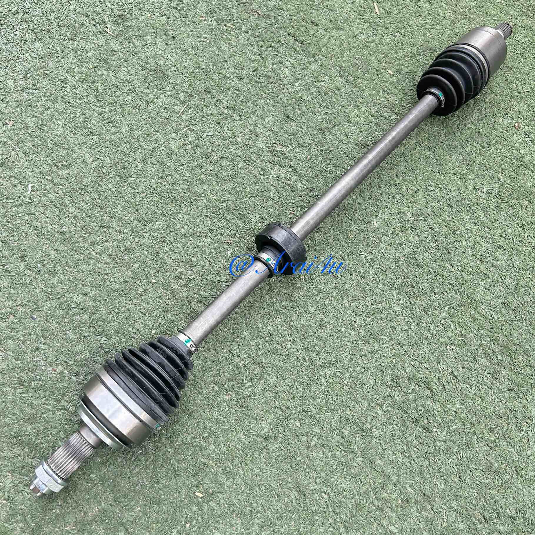 เพลาขับทั้งเส้น ข้างขวา GSP HONDA CIVIC FD 1.8 06-12 2270452(ขวา)