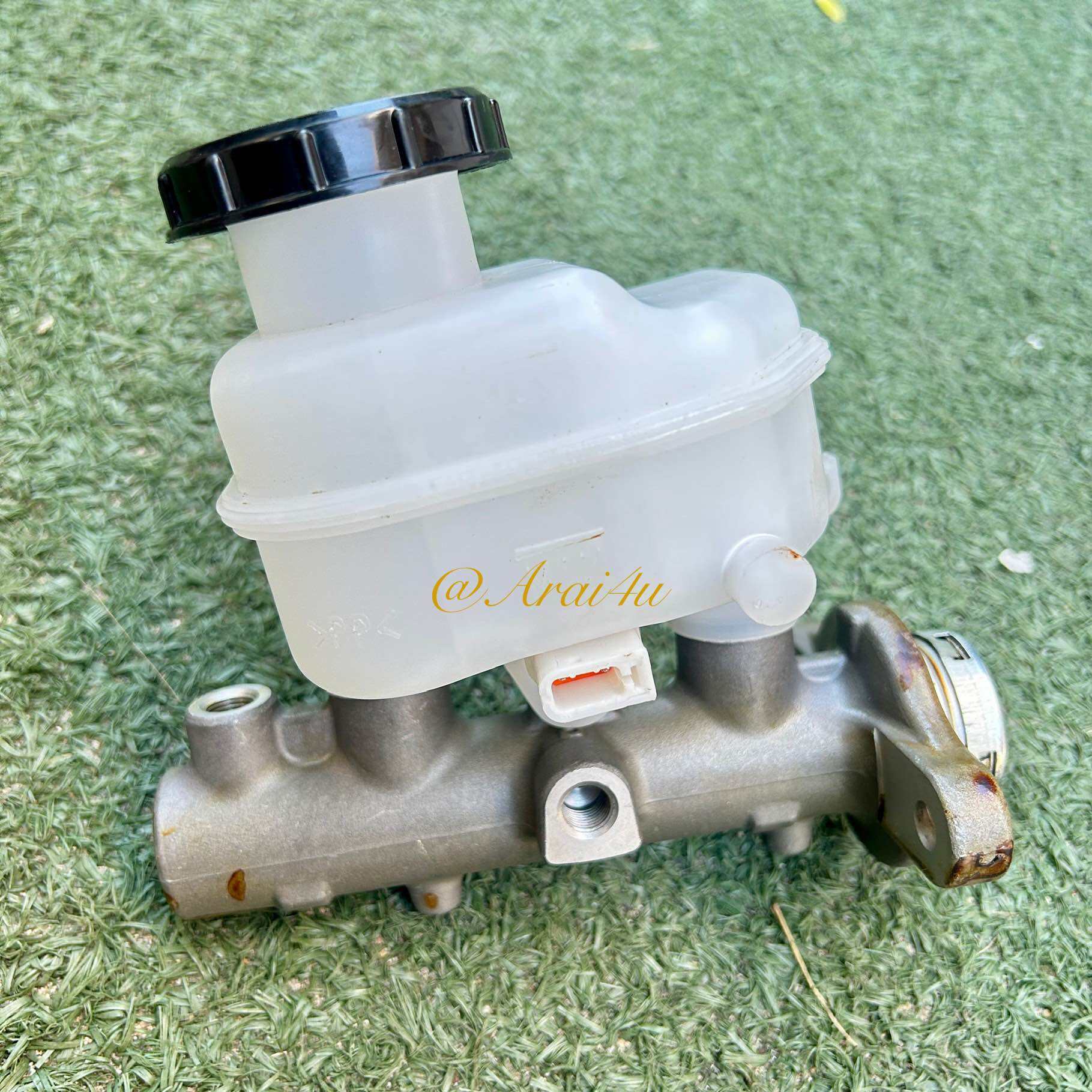แม่ปั้มเบรค MITSUBISHI CEDIA 1.6 A/T