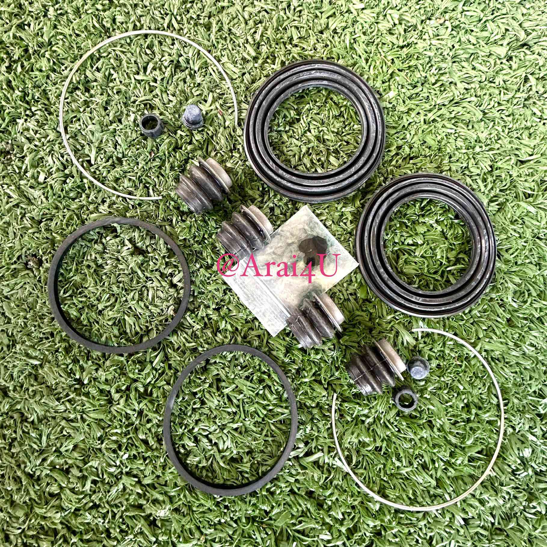 ชุดซ่อมเบรคหน้า TOYOTA CAMRY03-06,WISH ACV30