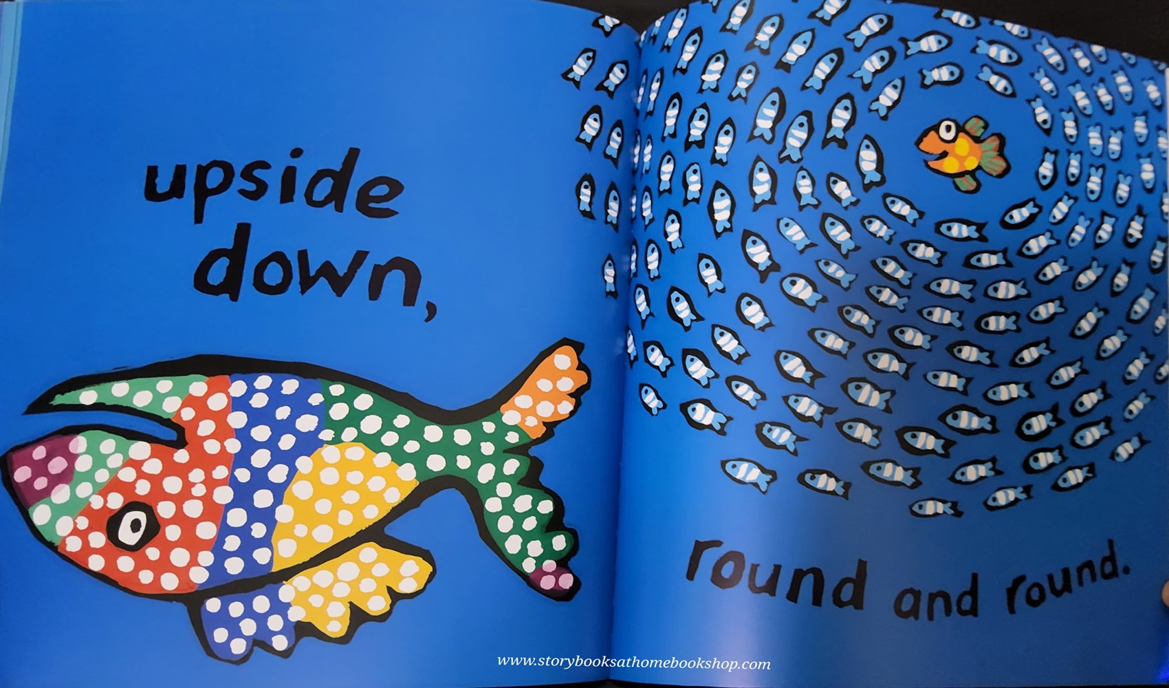 หนังสือนิทานปกอ่อน** ♥️HOORAY FOR FISH! BY LUCY COUSINS WITH DVD