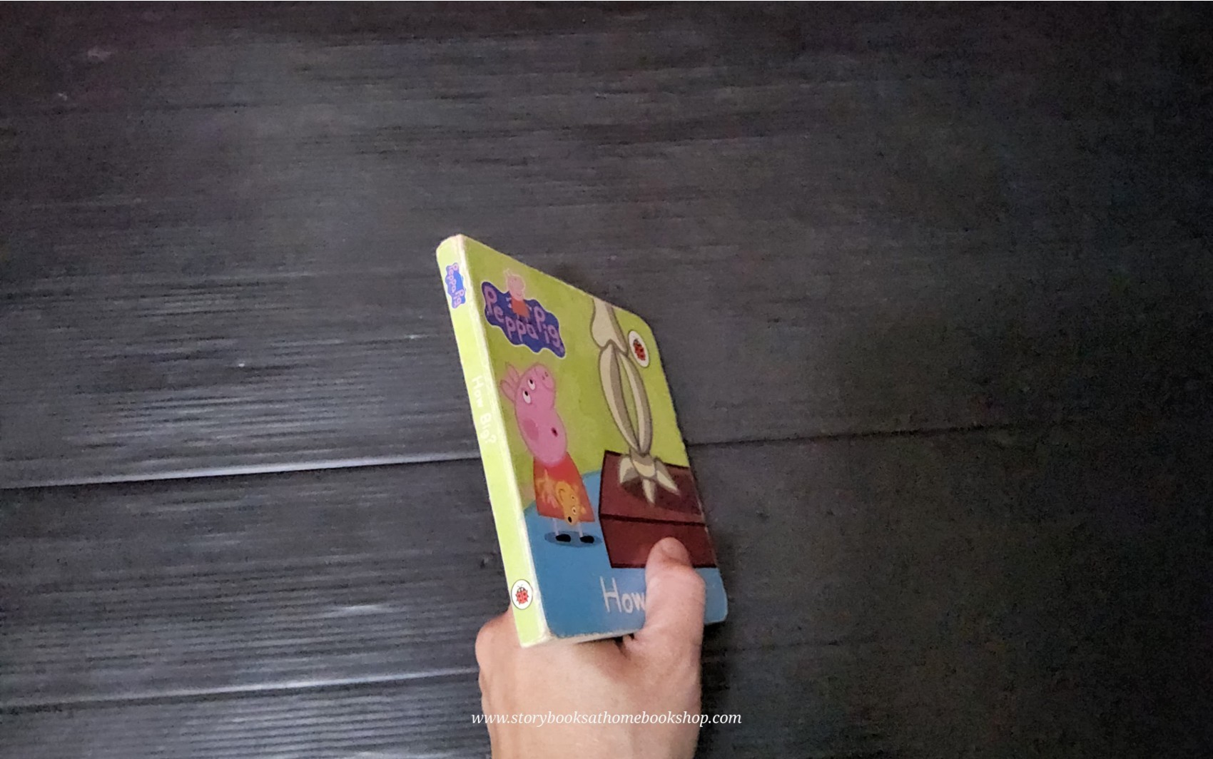BOARD BOOK** 🍅🍓PEPPA PIG: HOW BIG?