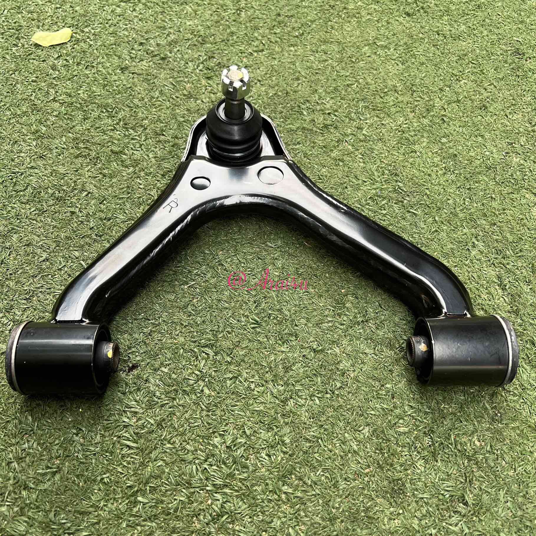 ปีกนกบนทั้งปีก TOYOTA VIGO 2WD, REVO2WD RH ข้างขวา