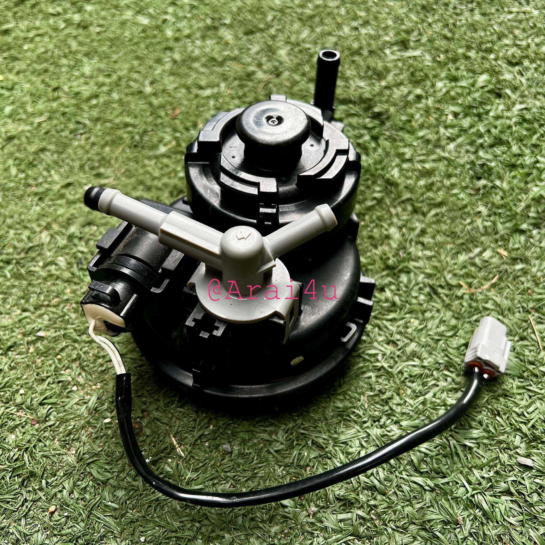 ฝาปั้มแยกโซล่า TOYOTO REVO OEM