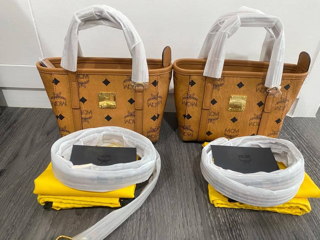 รุ่นใหม่ New Mcm toni x- mini tote น้องน่ารักมากกๆ ใส่โทรศัพท์ได้ทุกรุ่นนะคะ