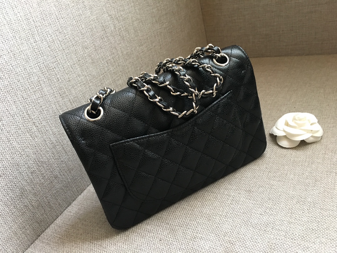 [Pre-order] กระเป๋า Chanel Classic 9” Caviar Microchip อะไหล่เงิน หนังคาเวียร์ตัดเย็บด้วยหนังนำเข้าเกรดที่ดีที่สุด