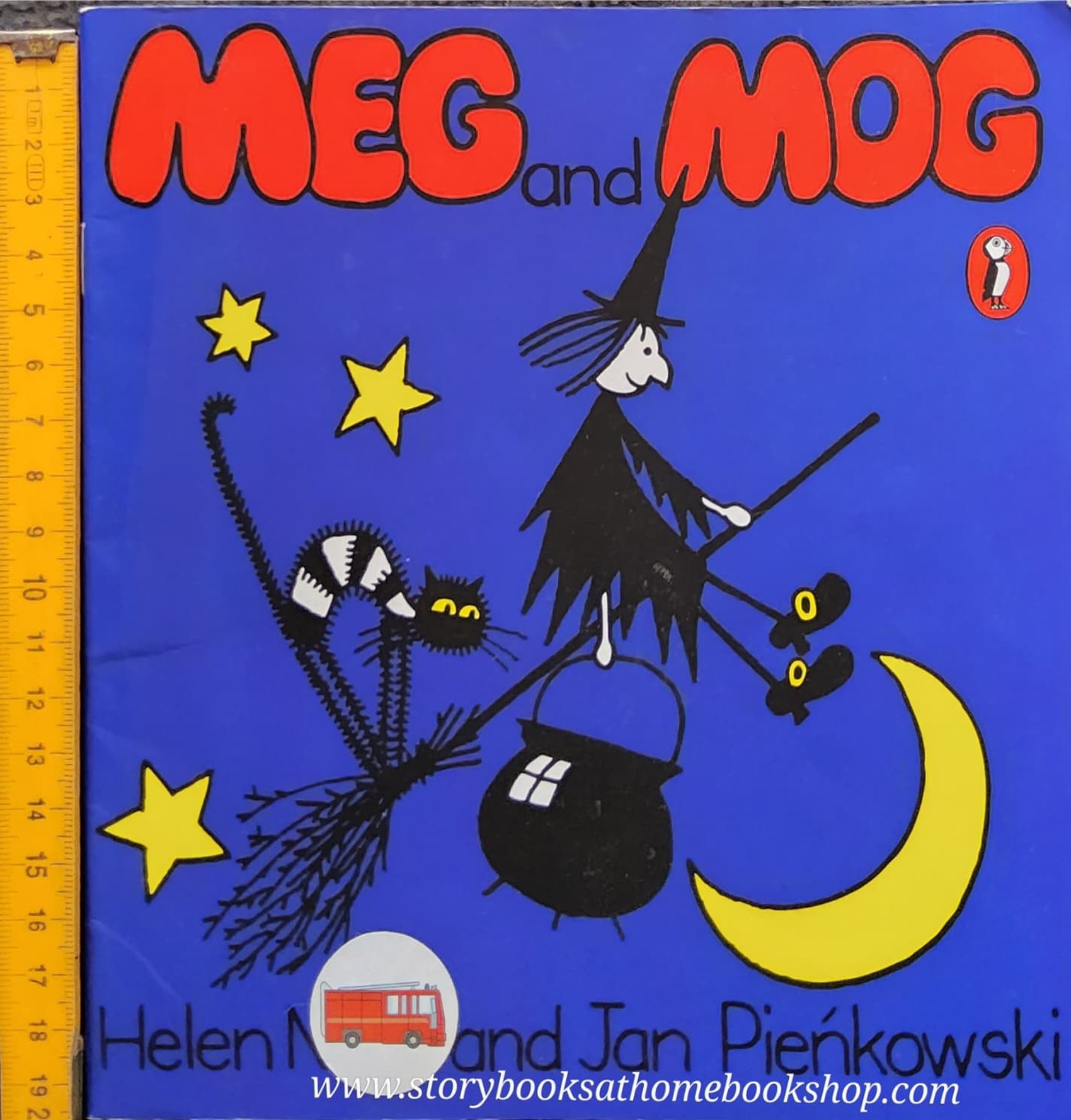 หนังสือนิทานปกอ่อน** 🍅🍓MEG AND MOG BY HELEN NICOLL AND JAN PIENKOWSKI