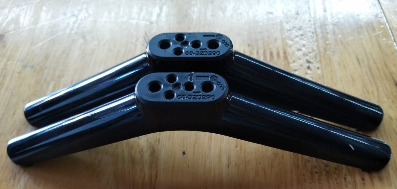 ขาตั้งทีวีTCL(ทีซีแอล) ของแท้ถอดจากเครื่ิง รุ่นLED32D2900 :68-32D290