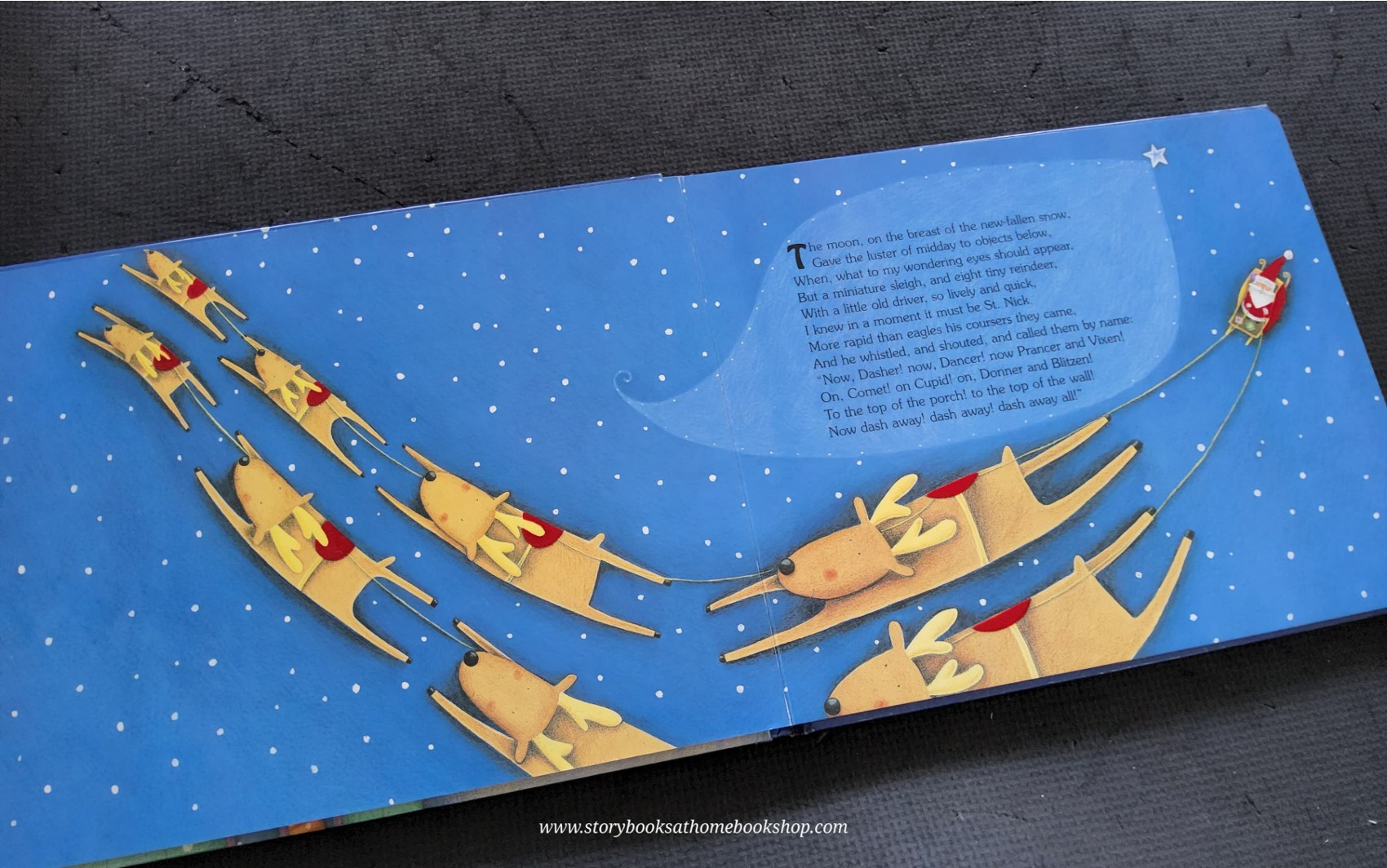 TOUCH AND FEEL BOARD BOOK ** ♥️♥️THE NIGHT BEFORE CHRISTMAS (A SOFT TO TOUCH STORY)