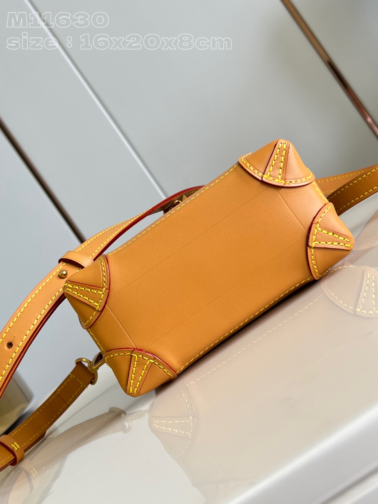 [Pre-order]กระเป๋าหลุยส์ วิตตอง รุ่น Steamer 15 Monogram หนัง Canvas M11630 - Handbags เกรด VIP คุณภาพที่ดีที่สุด