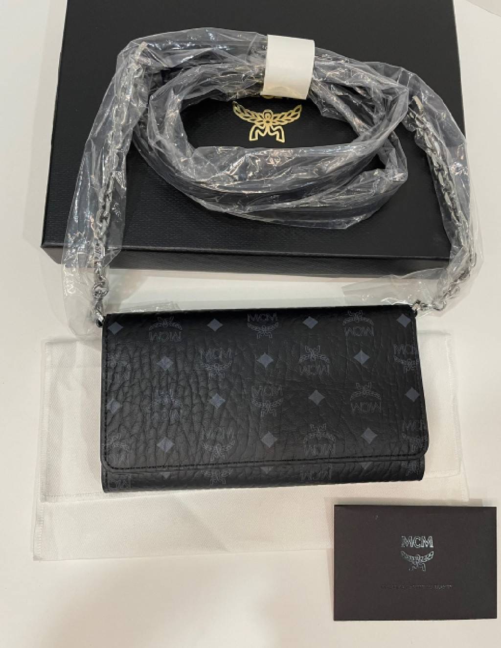 New Mcm wallet 3 พับ & crossbody