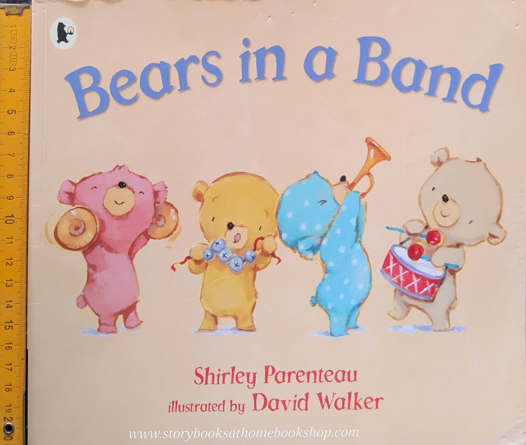 หนังสือนิทานปกอ่อน** 🍅🍓Bears in A BAND