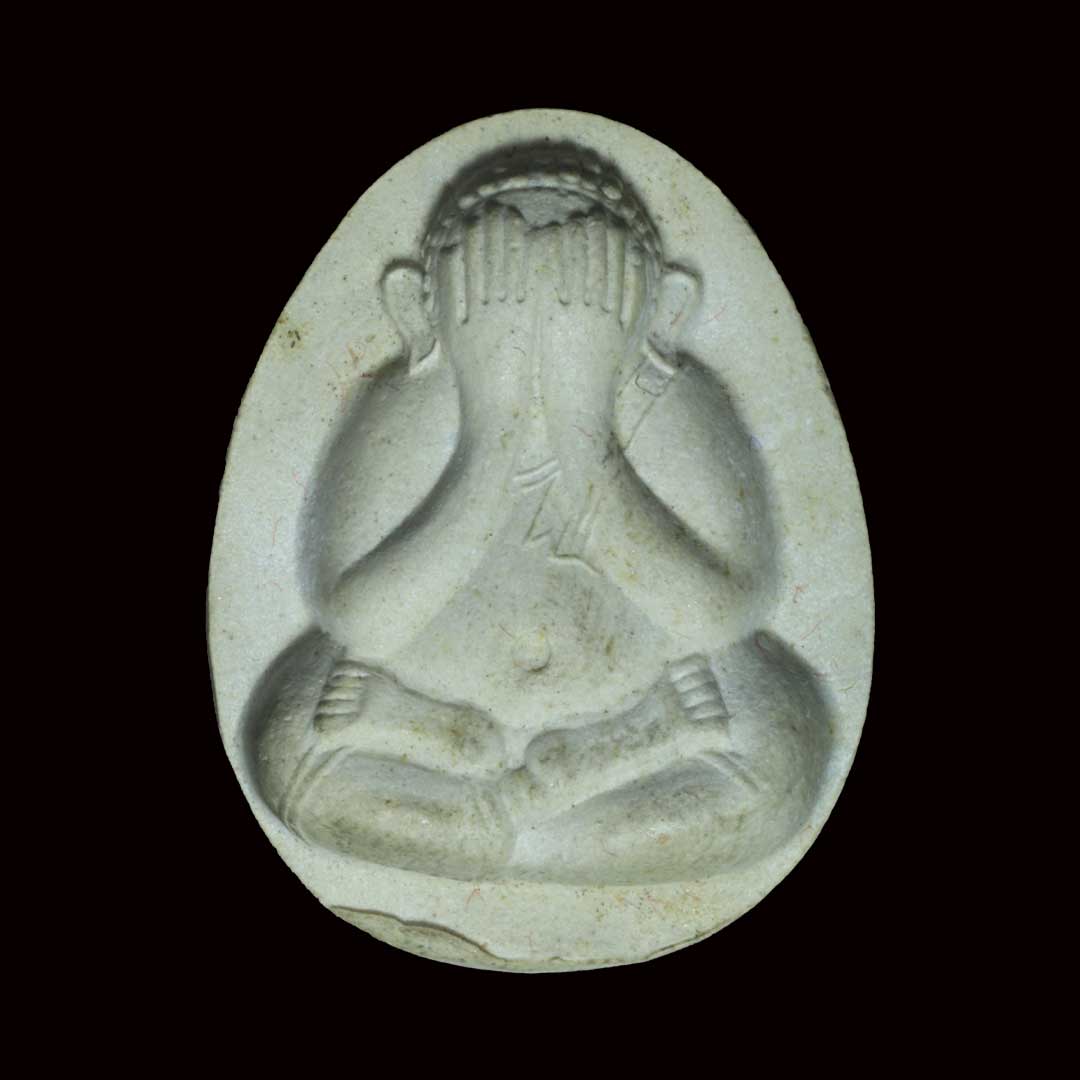 พระปิดตาจัมโบ้ หลวงปู่โต๊ะ รุ่น 111 ปี เนื้อผงเกสร หลังยันต์ตรี ปี2541