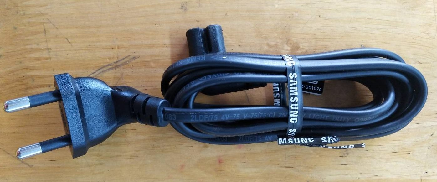 สายAC(หัวงอ)/สายไฟAC/สายปลั๊กไฟ หัวร่อง/ปลั๊กเลข 8ใหม่โรงงาน ใช้กับTV/เครื่องใช้ไฟฟ้าซัมซุงและยี่ห้ออื่นๆได้หลากหลายรุ่น.