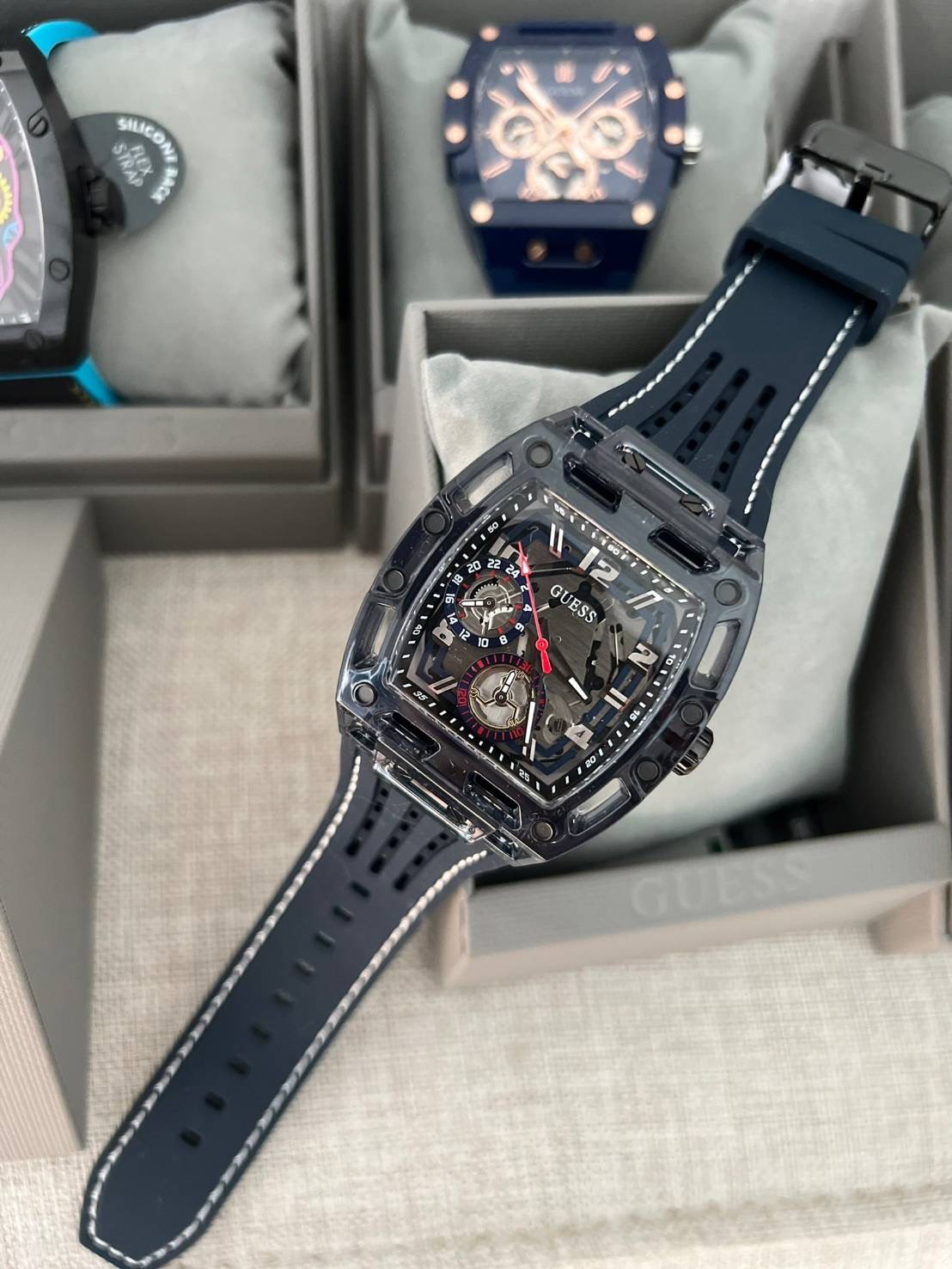 เปิดจองรอบ 2 New Guess watch มีมา 6 กล่องแบรนด์ รอ 7-10 วัน