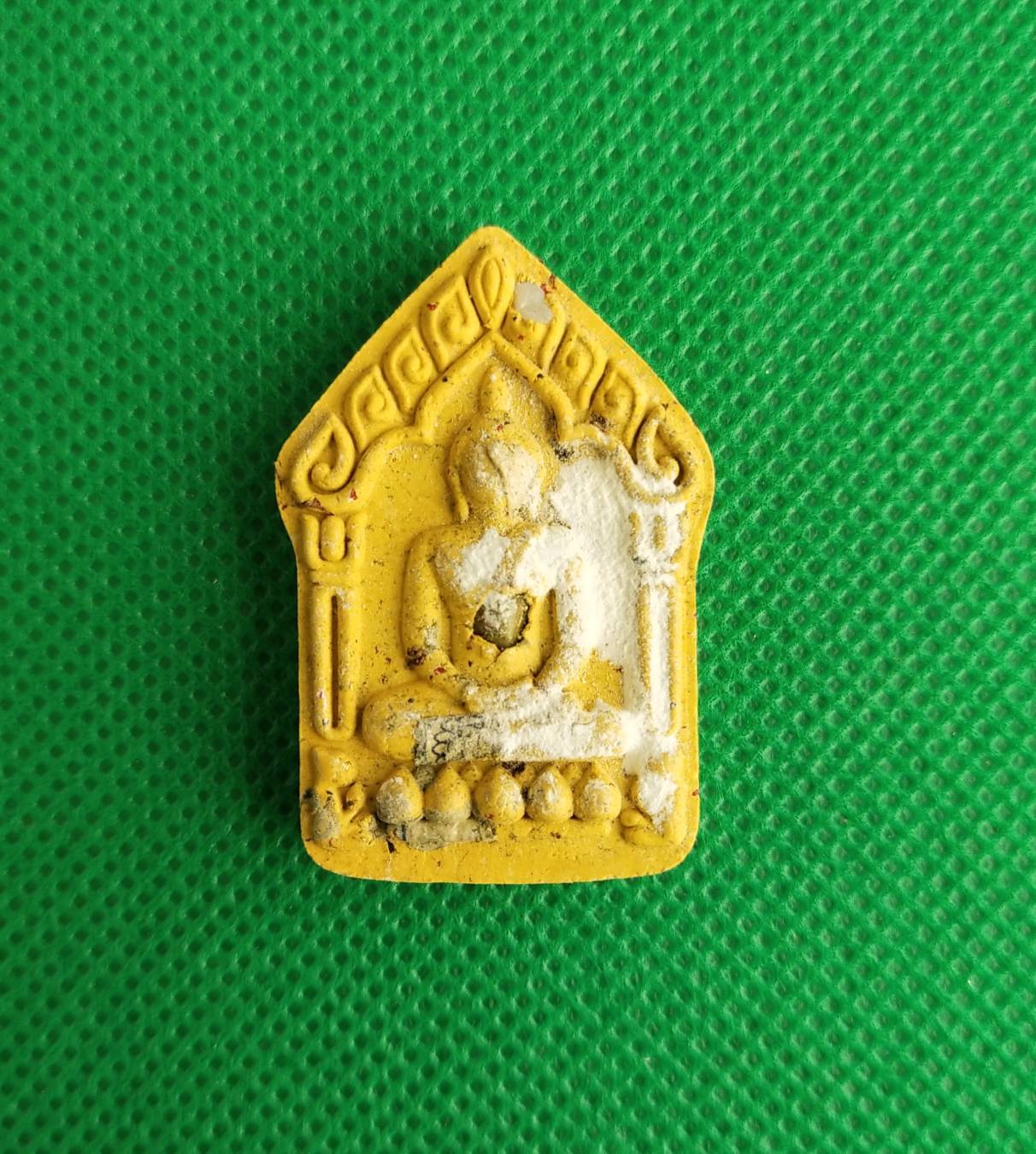 ขุนแผนผงอัฐิคนโบราณ 8 ศอก รุ่นแรก หลวงพ่อพรชัย สำนักสงฆ์วัดถ้ำน้ำย้อย จ.ศรีสะเกษ ปี 2564