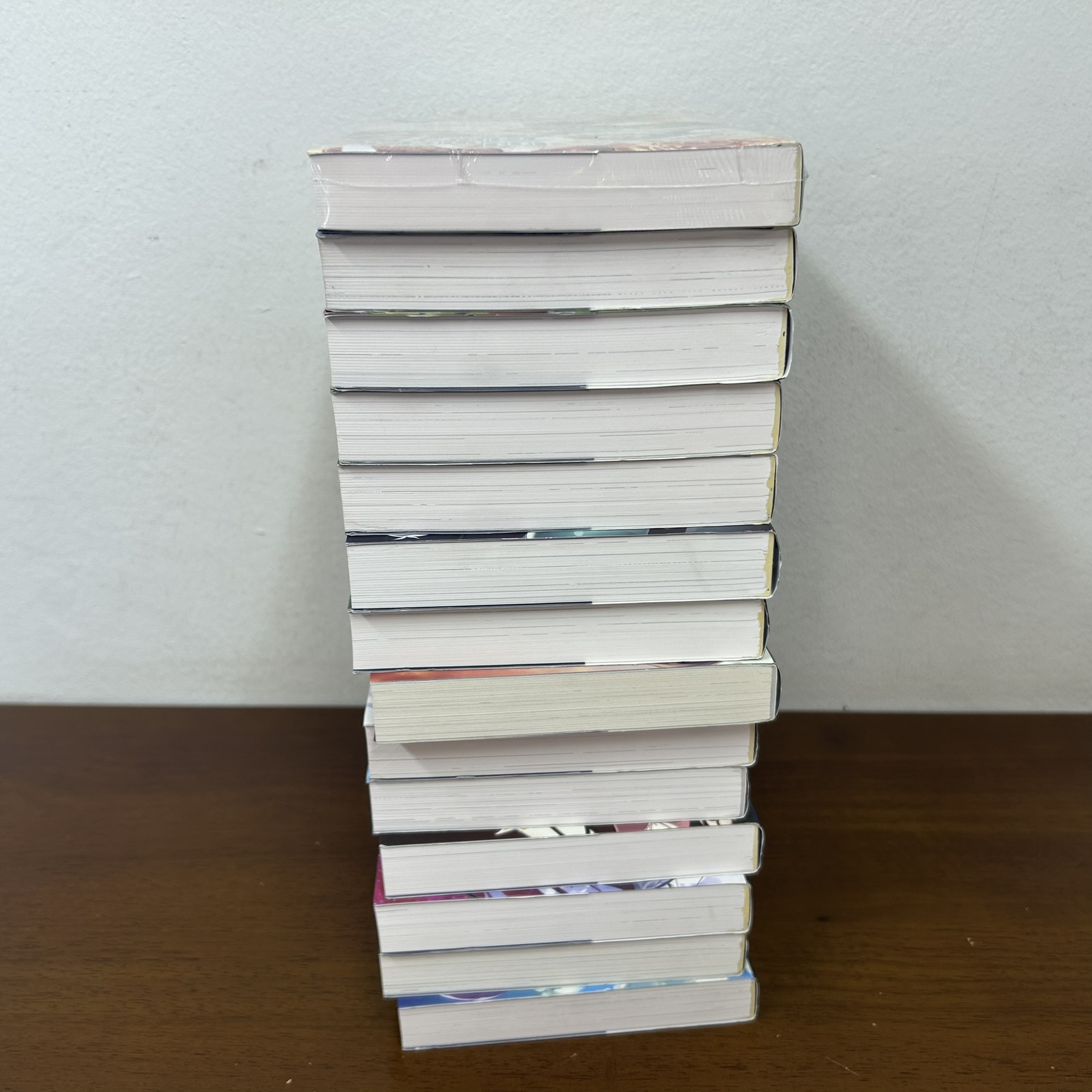 [นิยาย] ผู้กล้าโล่ผงาด เล่ม 1-14 ... Aneko Yusagi (มือสอง) LIGHT NOVEL LN