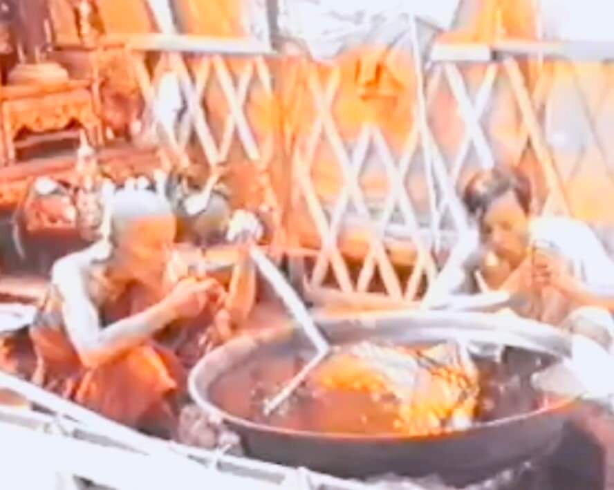 น้ำมันมนต์ ครูบาสุรินทร์ วัดหลวงศรีเตี้ย จ.ลำพูน