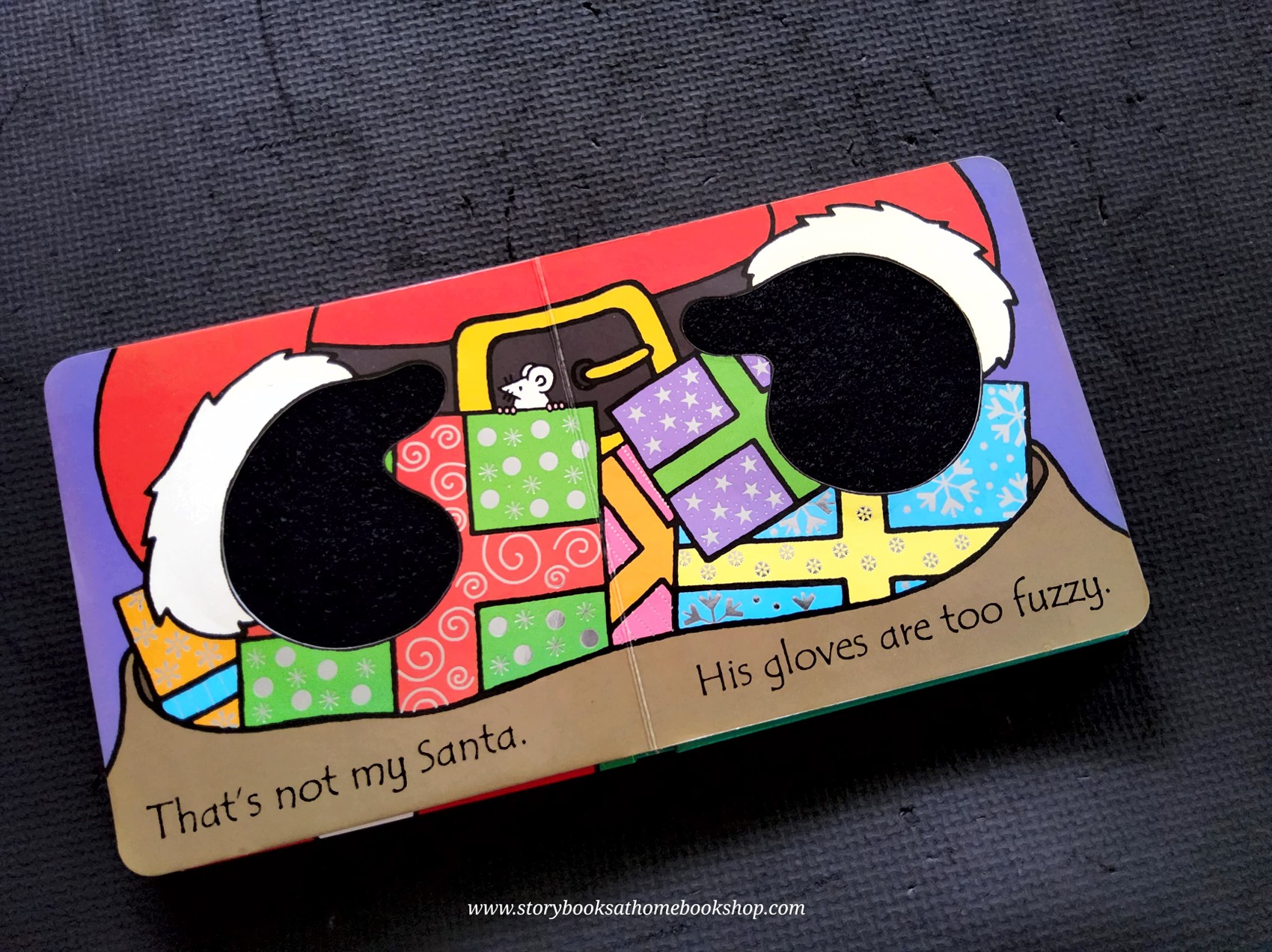 Touch and Feel BOARD BOOK** 🍅🍓That's not my SANTA..