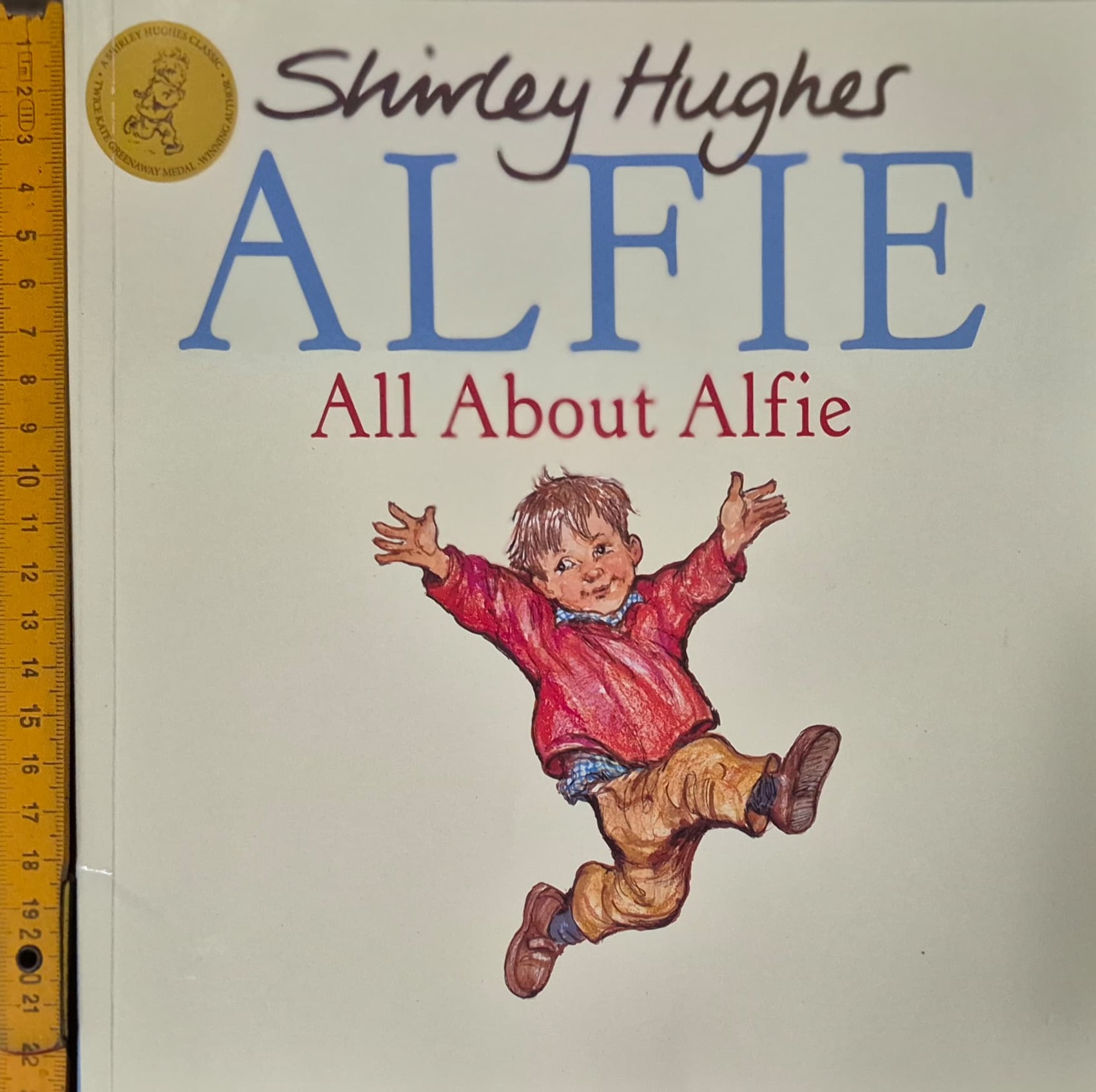 หนังสือนิทานปกอ่อน ** 🍅🍓ALFIE ALL ABOUT ALFIE BY SHIRLEY HUGHES