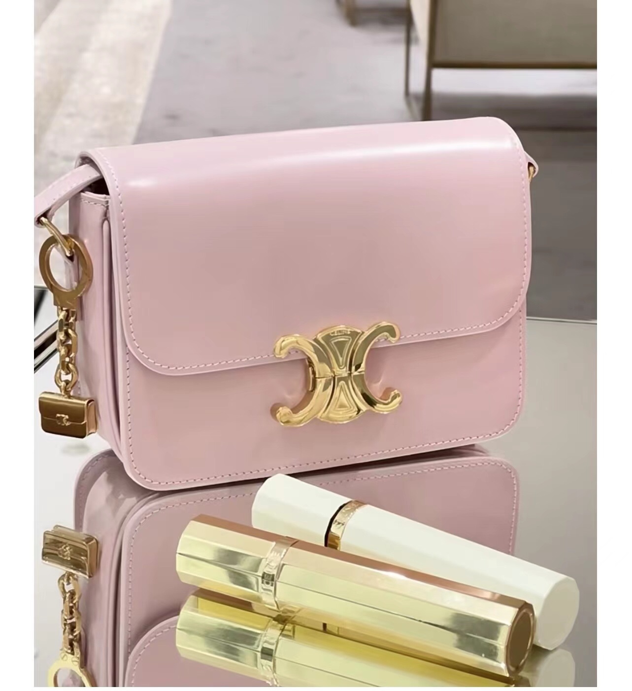 [Pre-order] Celine Teen Triomphe Bag in shiny calfskin PaltelPink งานเกรดเทียบแท้ งานvip คุณภาพดีที่สุด